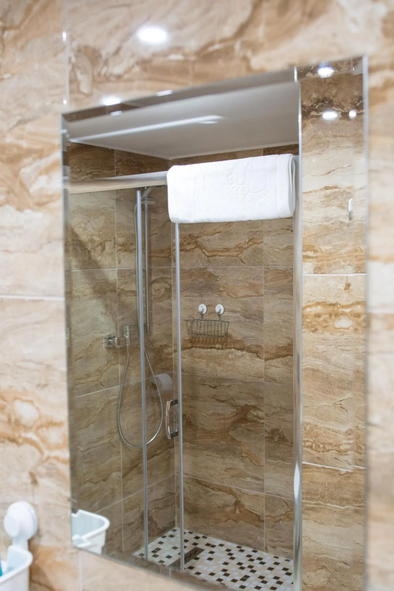 Shower in Willa Boconek - Zator Przeciszów