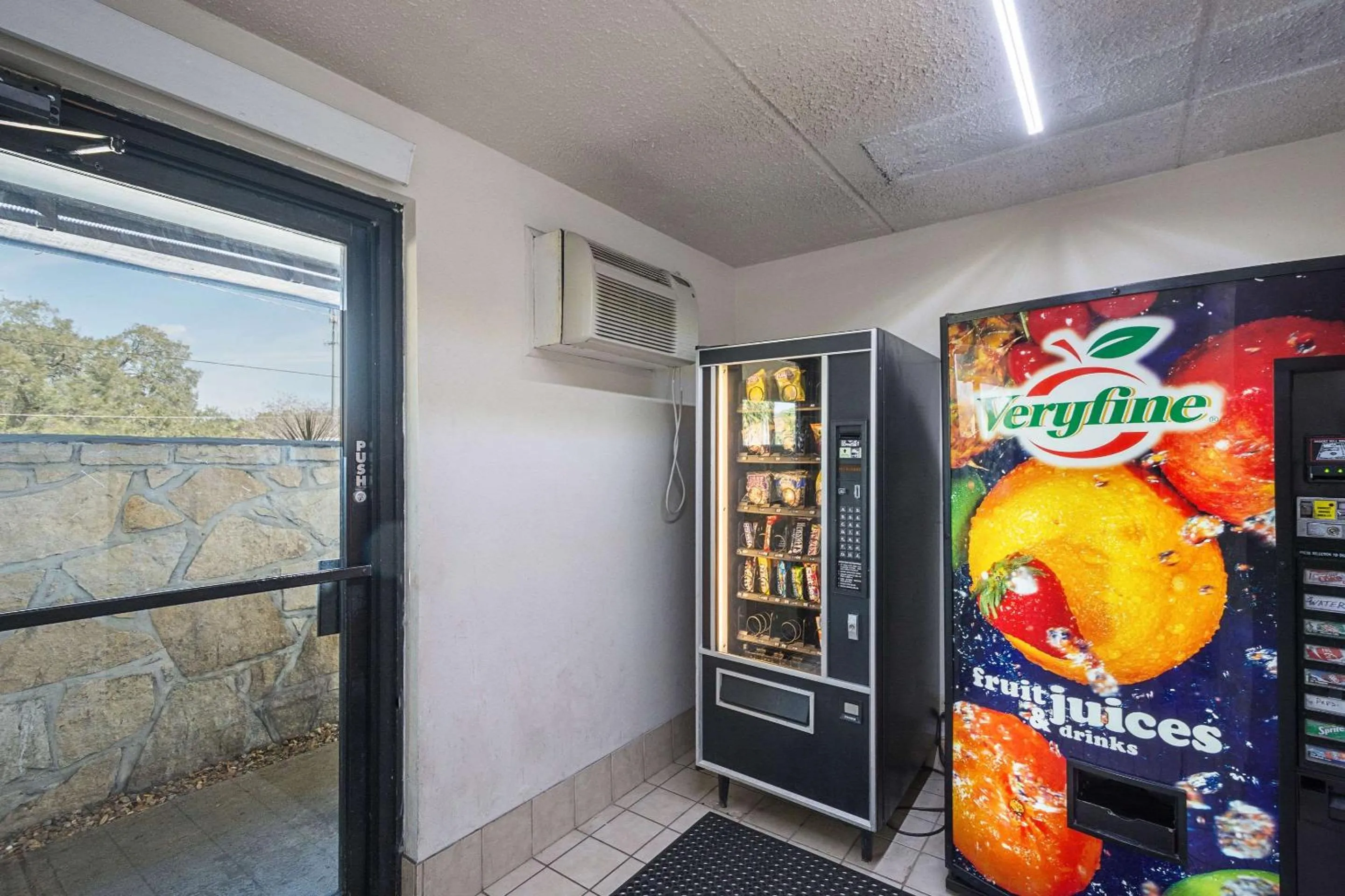 Other in Bay Inn On Busch