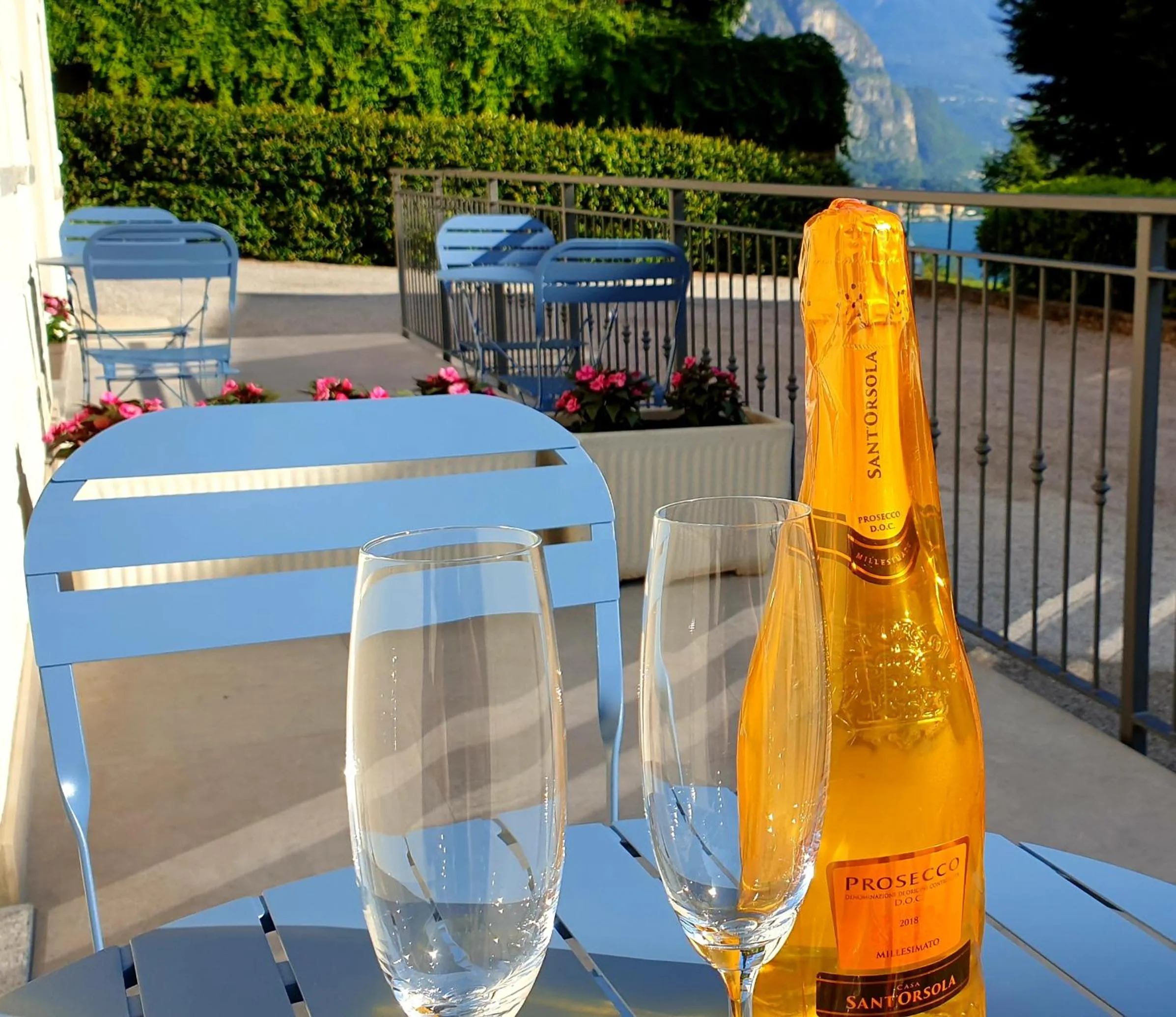 Property building in B&B I LAKE IT BELLAGIO