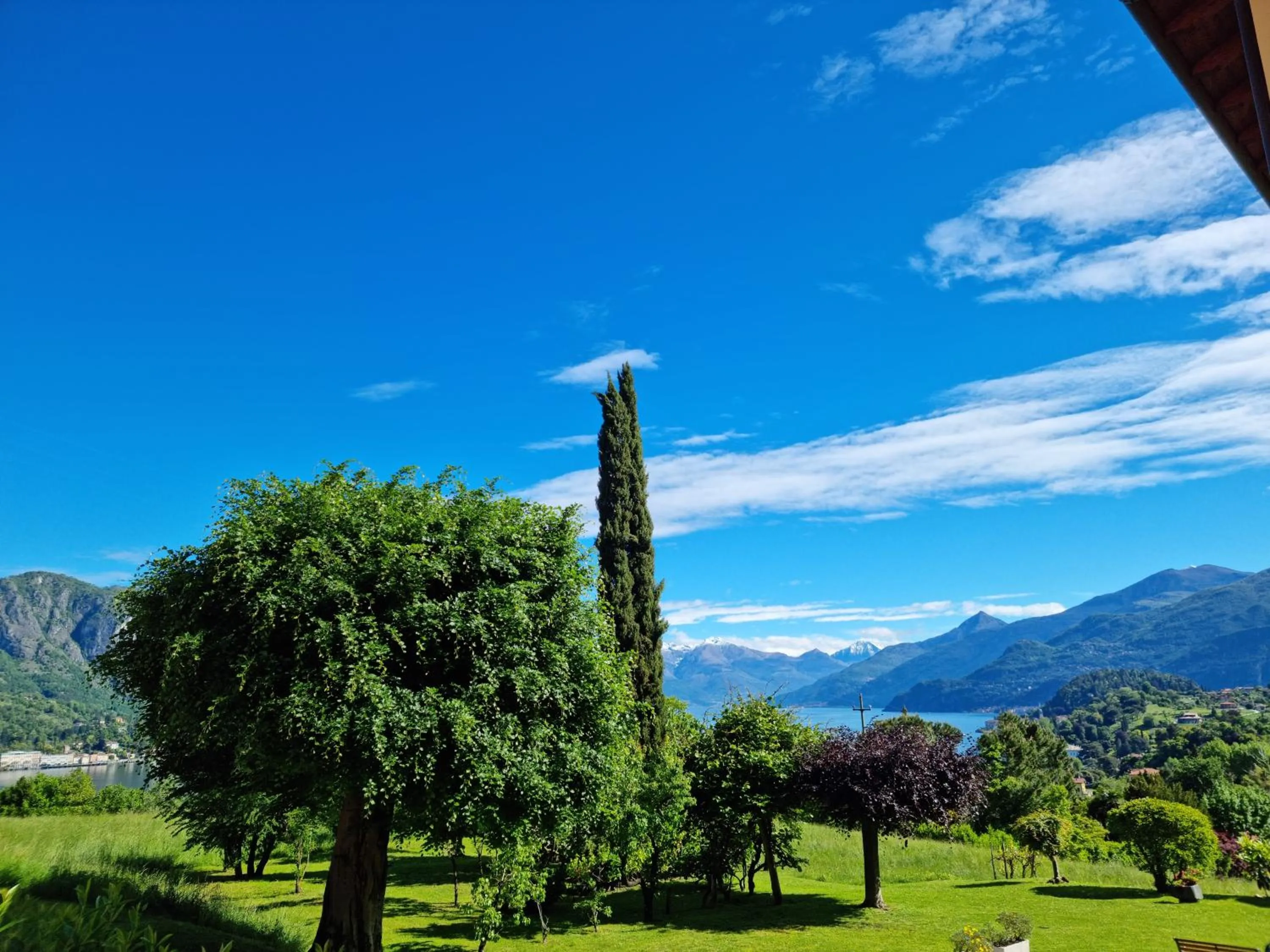 Natural landscape in B&B I LAKE IT BELLAGIO
