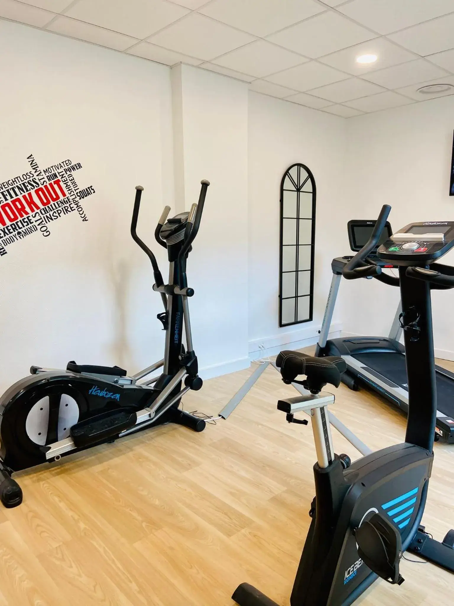 Fitness centre/facilities in Best Western Plus Le Havre Centre Gare Fitness centre/facilities in Best Western Plus Le Havre Centre Gare
