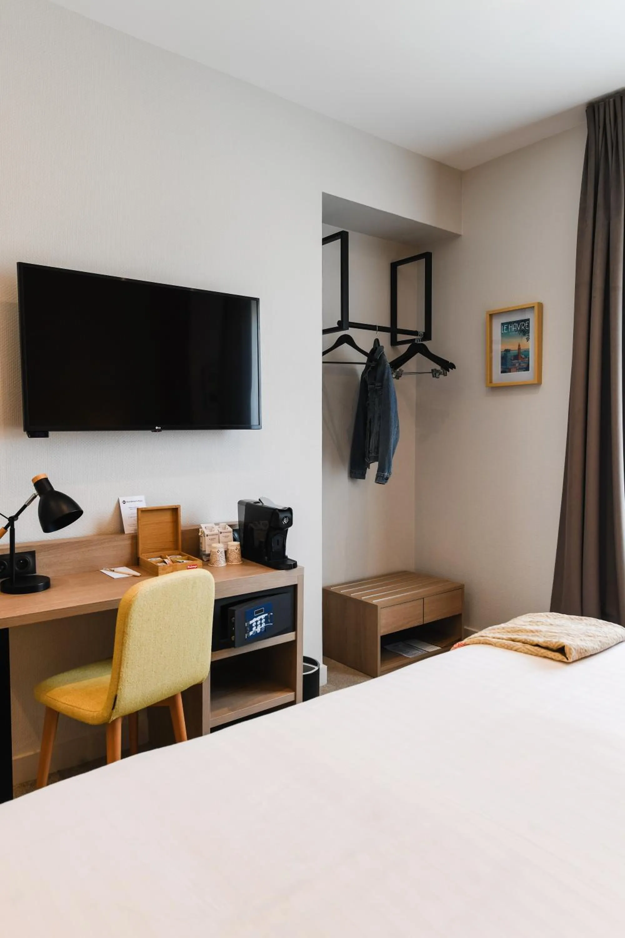 Bed in Best Western Plus Le Havre Centre Gare