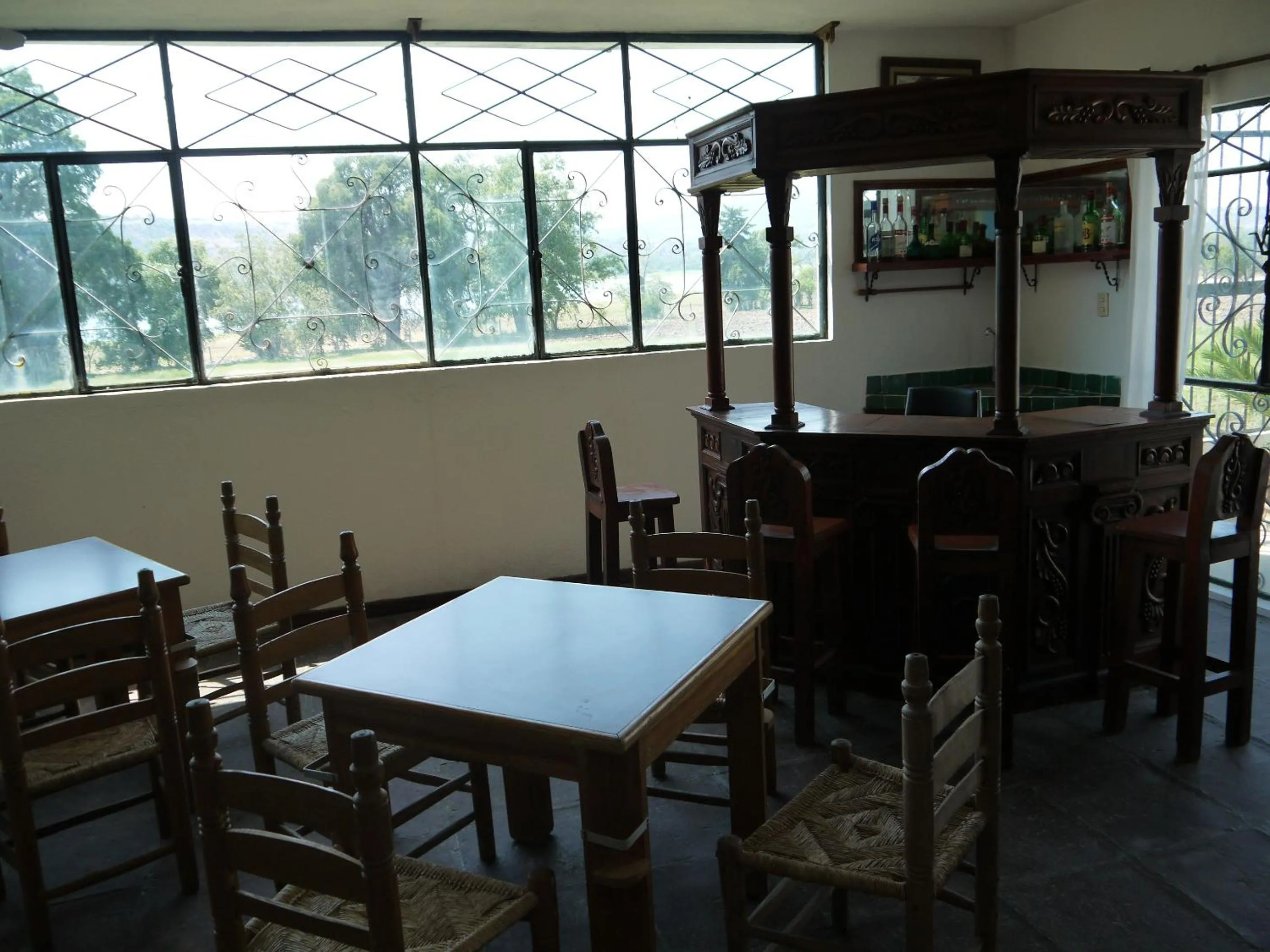 Restaurant/places to eat in Hotel No Que No