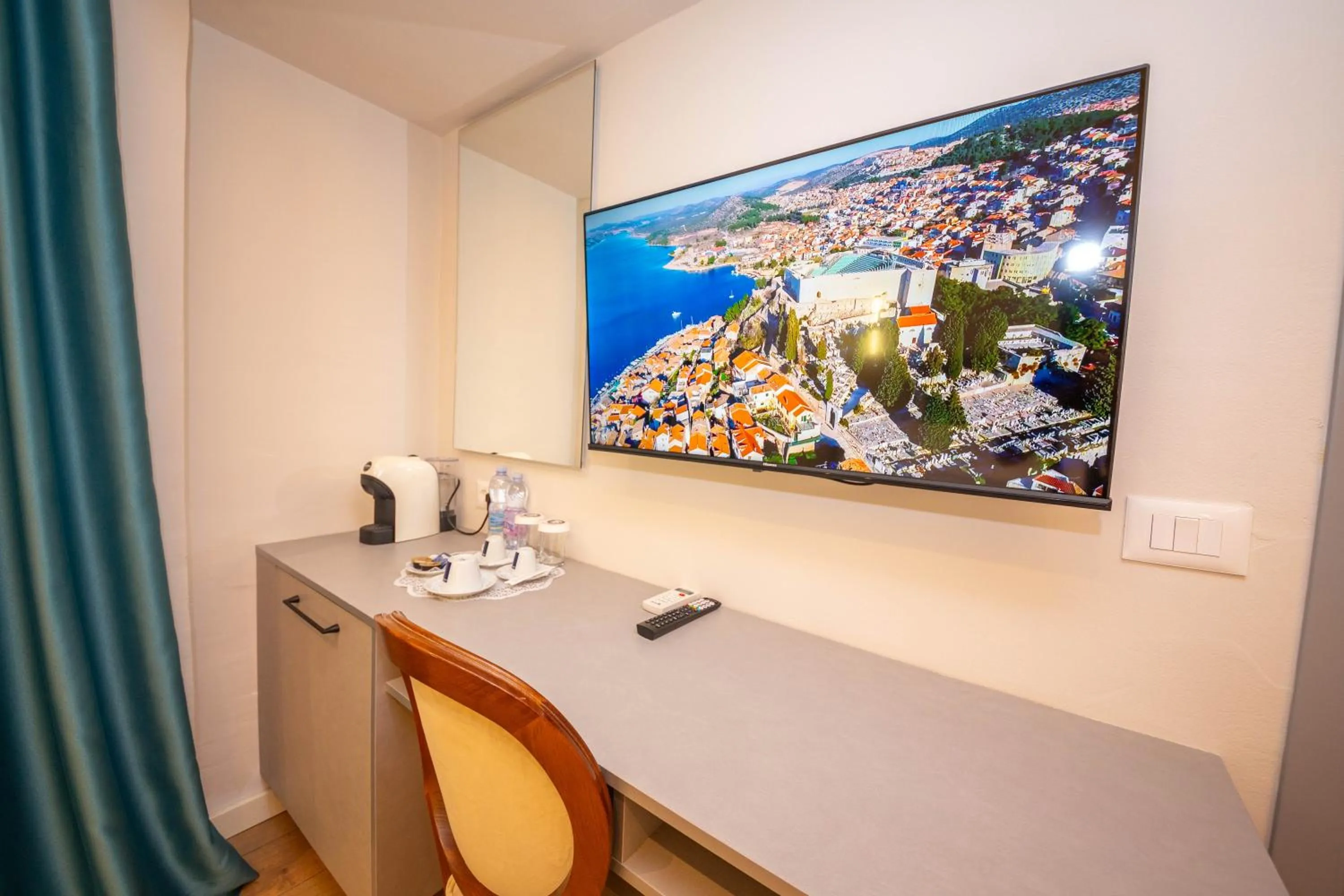 Coffee/tea facilities in Illyrian Boutique Hotel