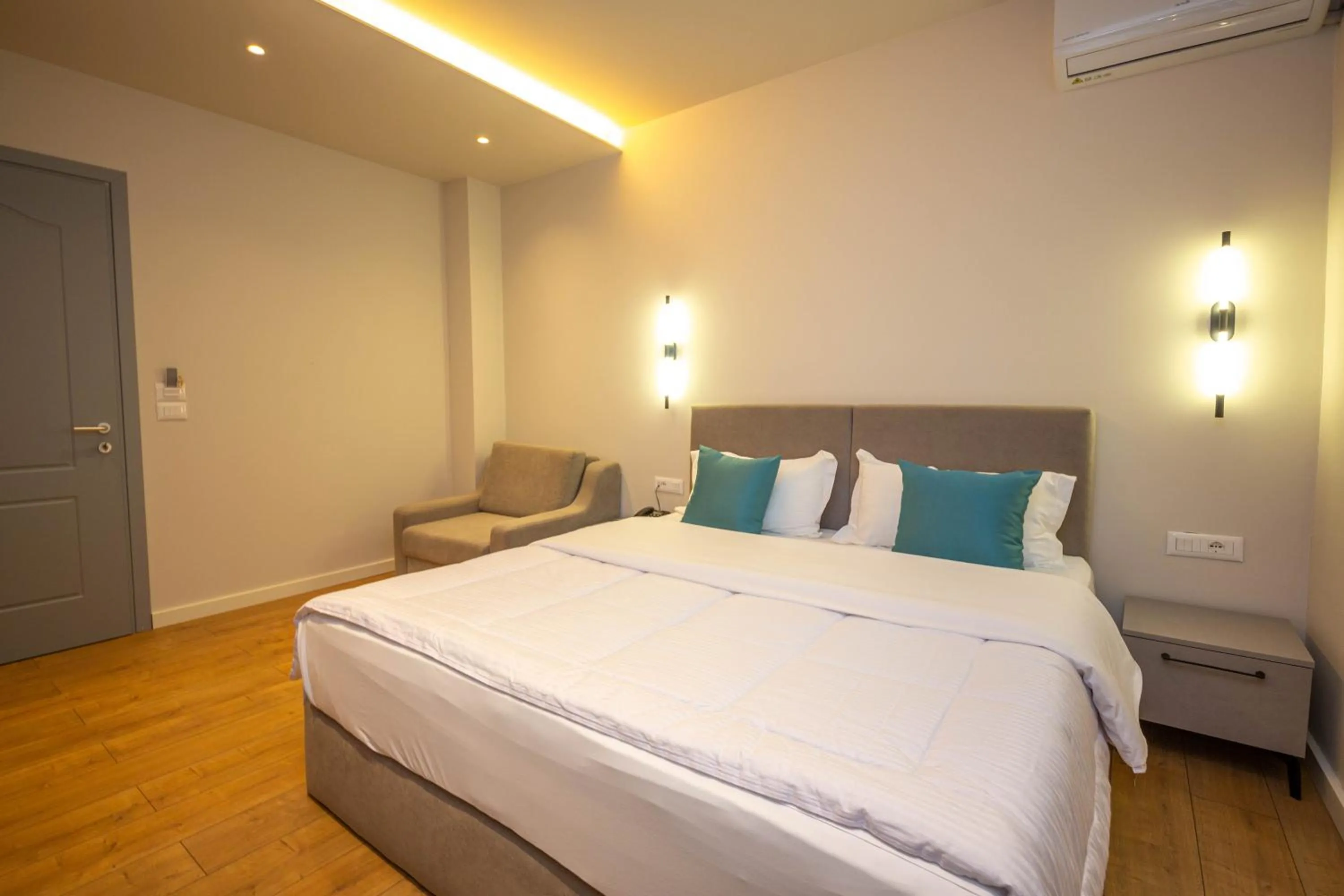 Bedroom, Bed in Illyrian Boutique Hotel