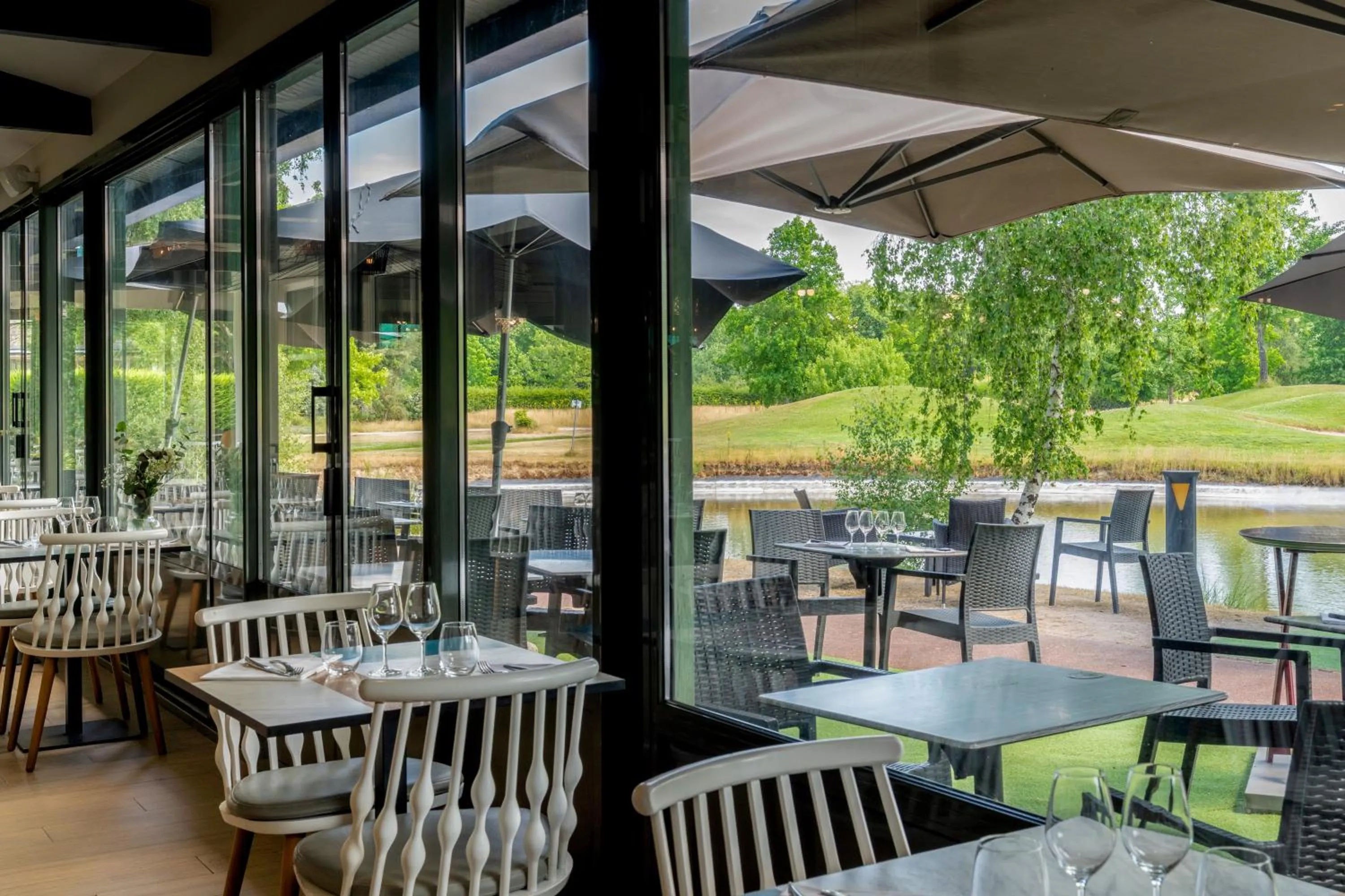 Restaurant/places to eat in Mercure Orléans Portes de Sologne