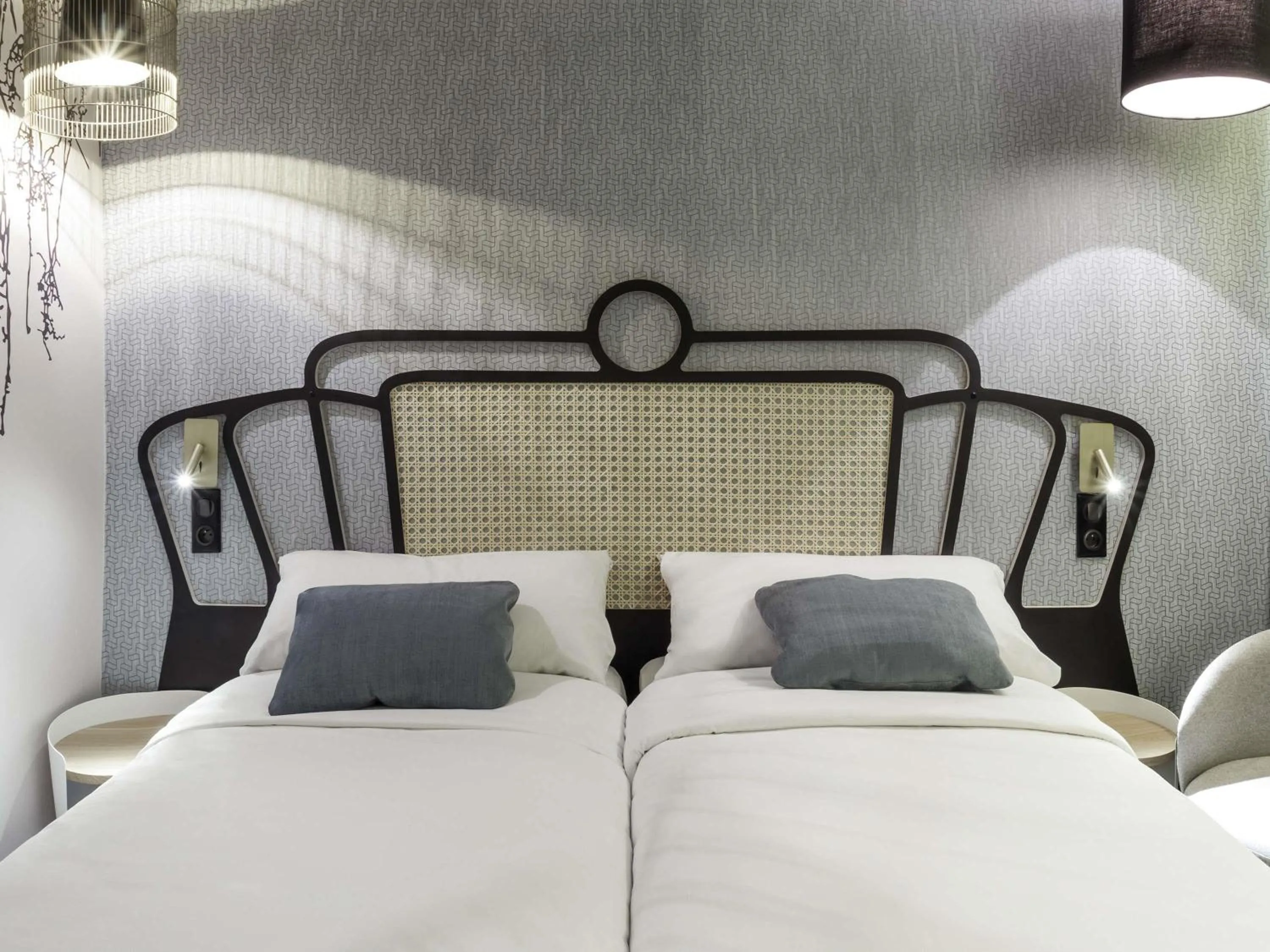 Bedroom, Bed in Mercure Orléans Portes de Sologne