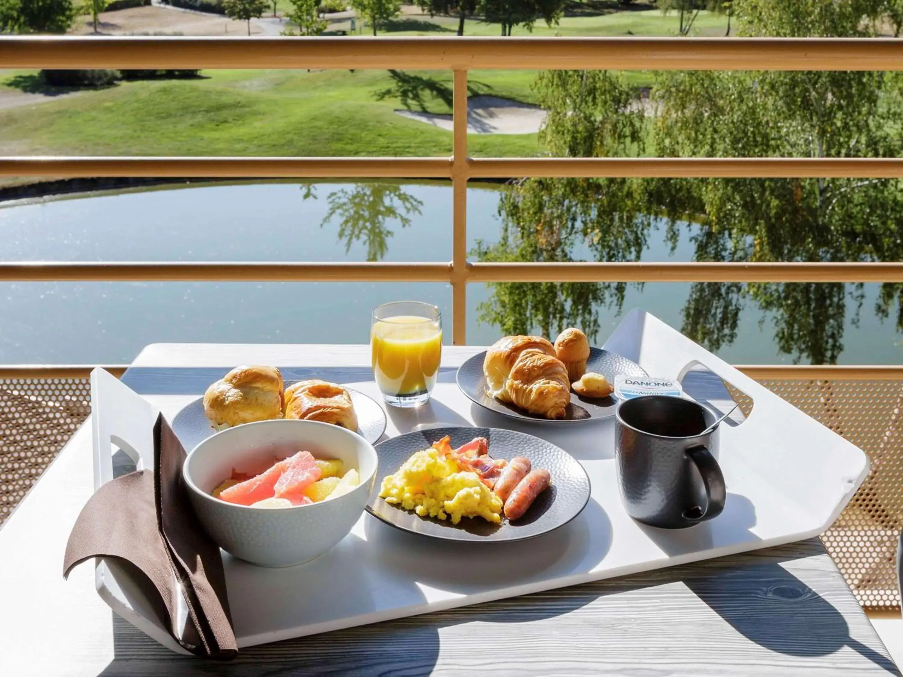 Photo of the whole room in Mercure Orléans Portes de Sologne Photo of the whole room in Mercure Orléans Portes de Sologne