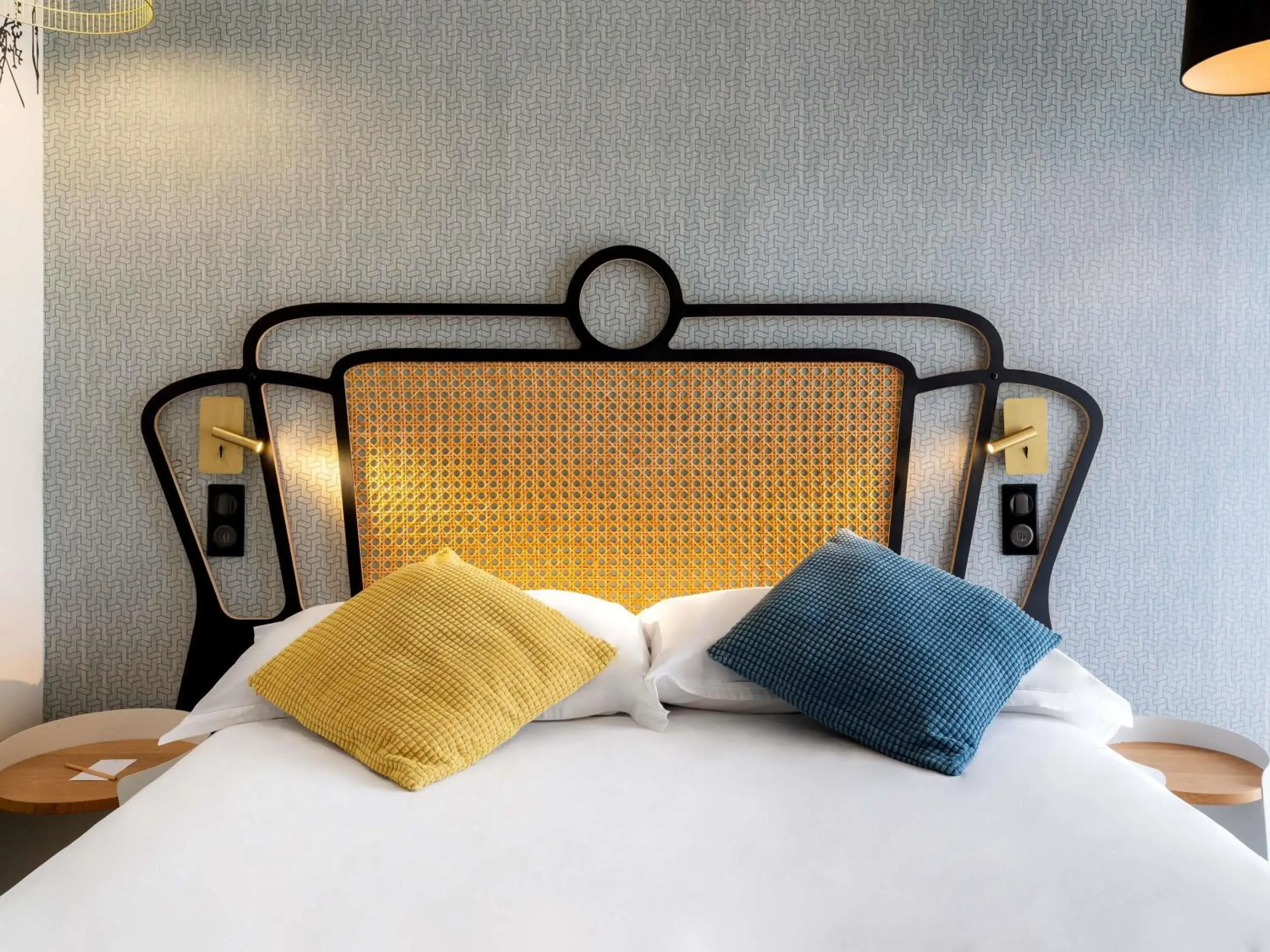 Bedroom, Bed in Mercure Orléans Portes de Sologne Bedroom, Bed in Mercure Orléans Portes de Sologne