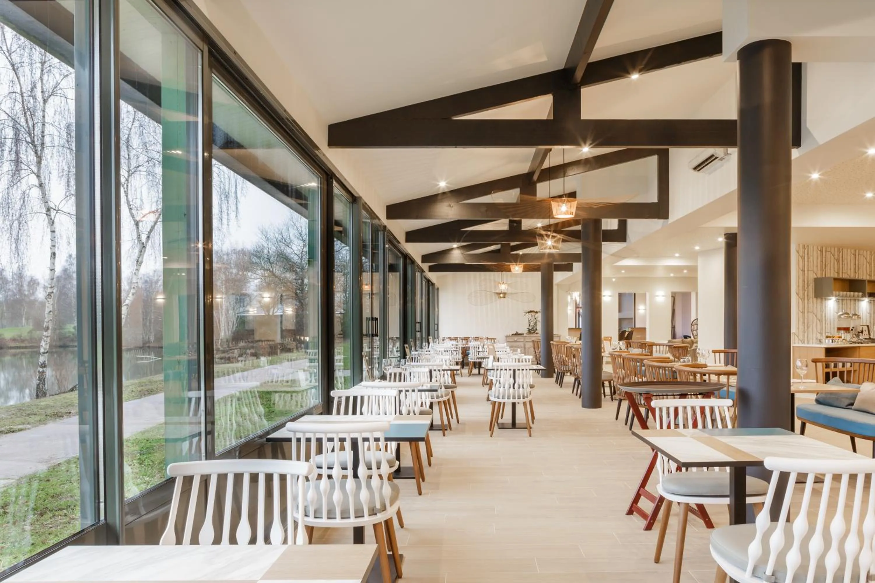 Restaurant/places to eat in Mercure Orléans Portes de Sologne