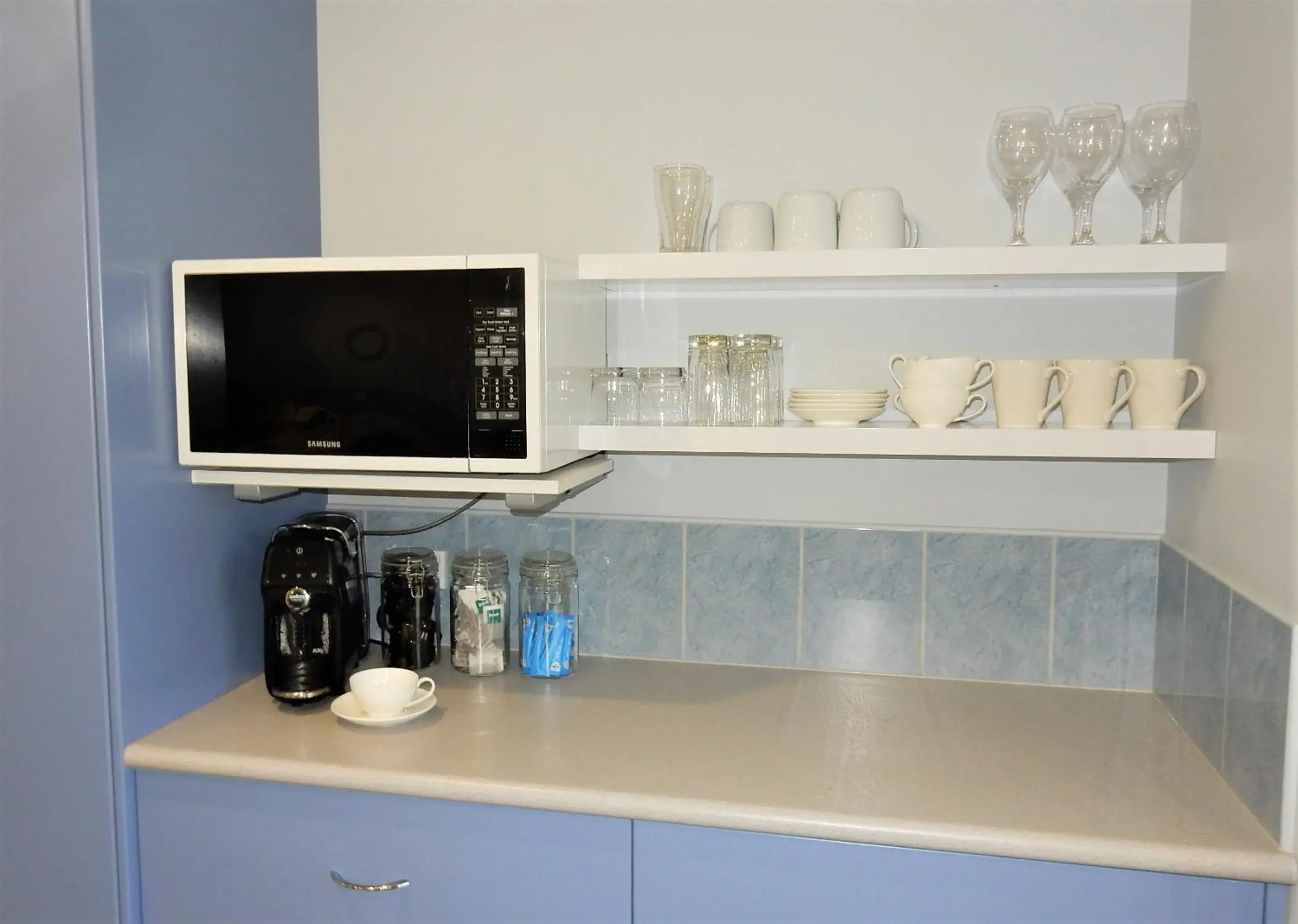 Holiday home by the beach in St Helens Holiday home by the beach in St Helens