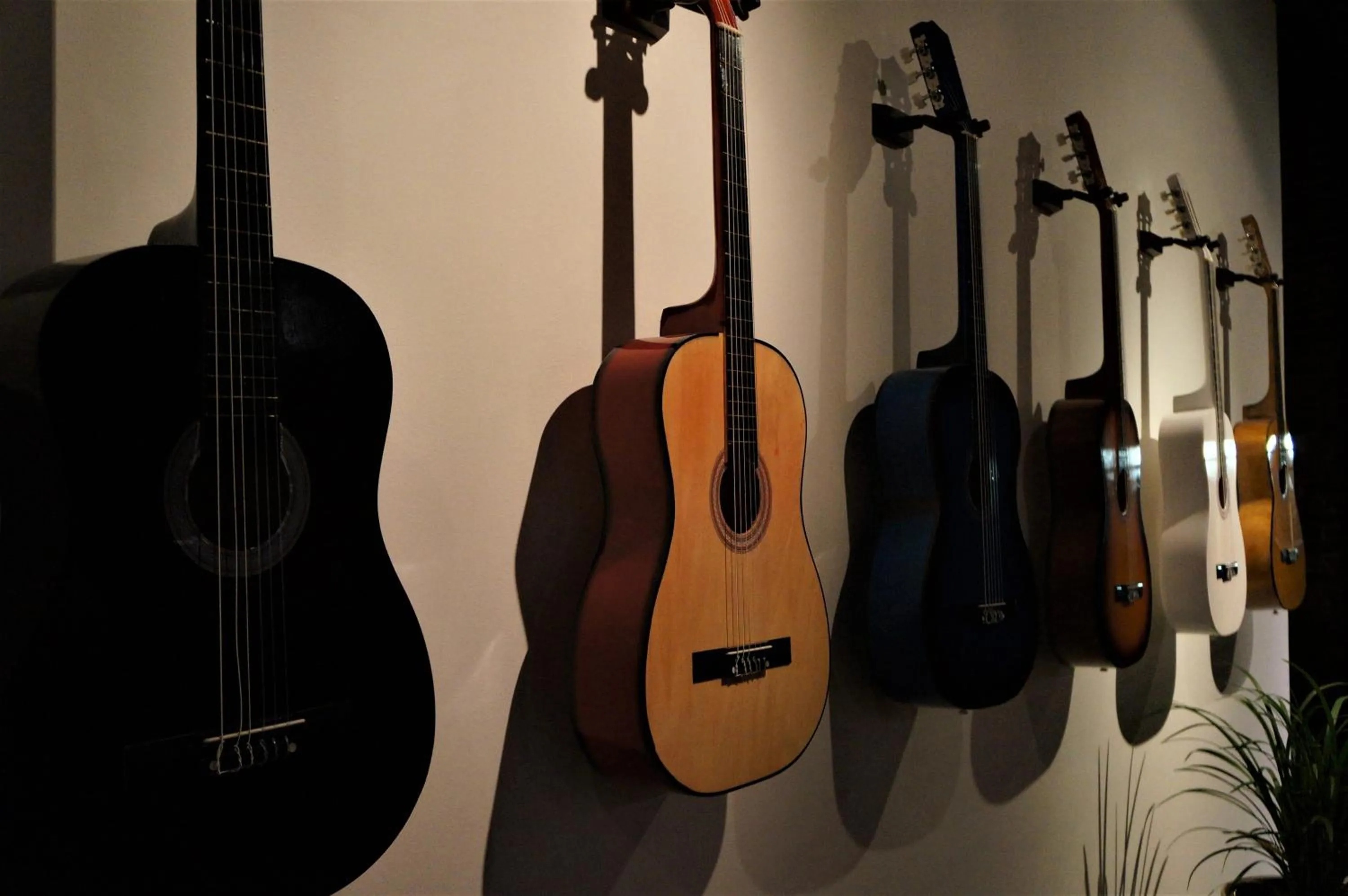 Communal lounge/ TV room in HOSTEL Auberge Clarksdale