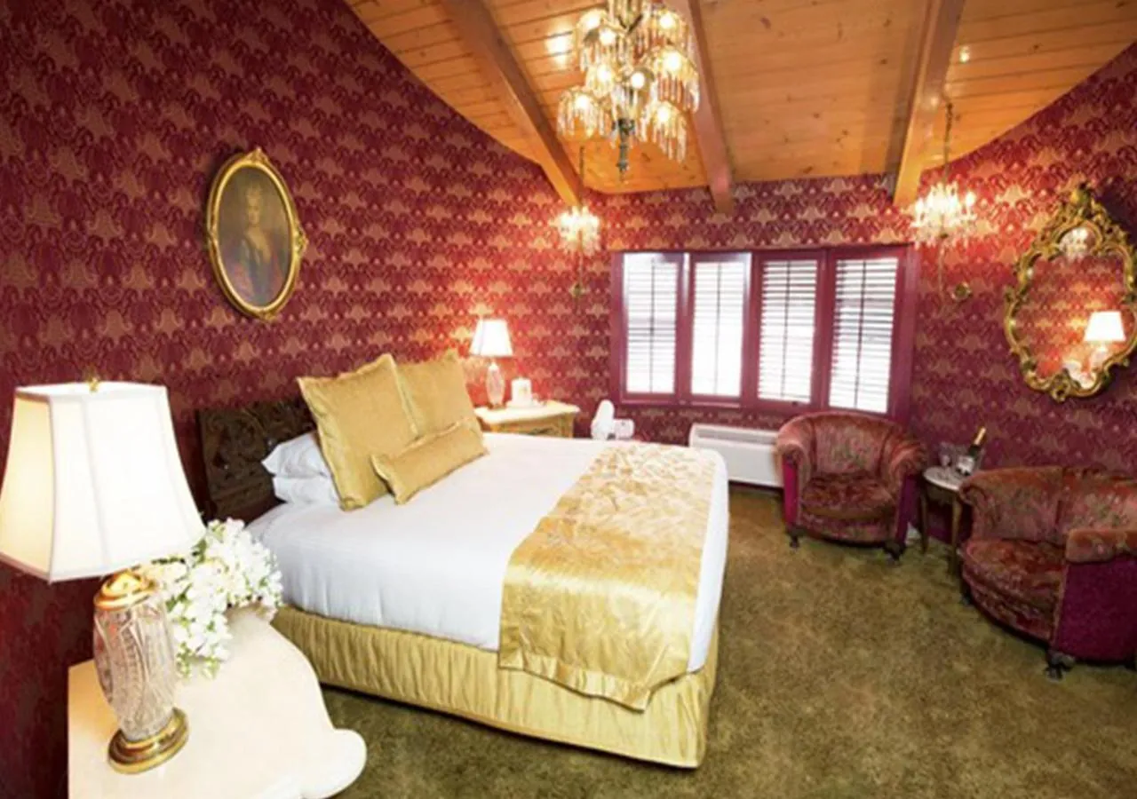 Bed in Madonna Inn