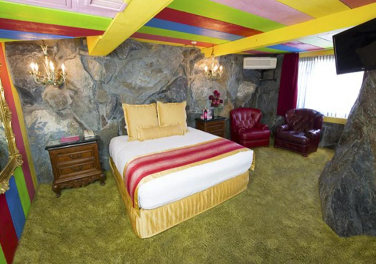 Bed in Madonna Inn