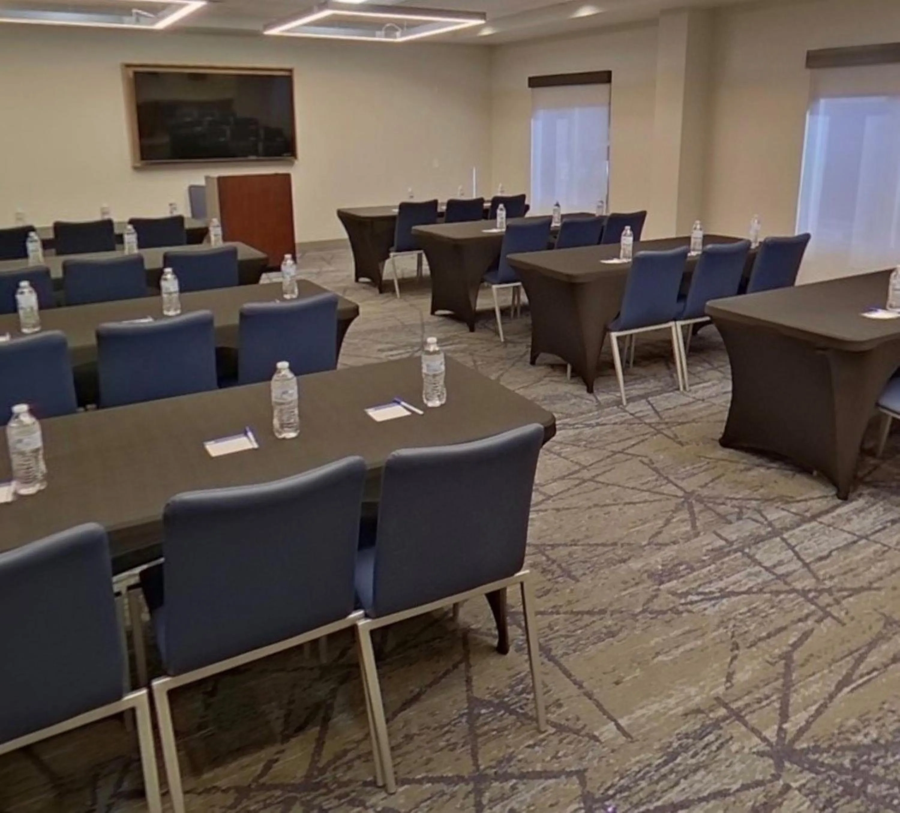 Meeting/conference room in Holiday Inn Express & Suites - Tuscaloosa-University by IHG