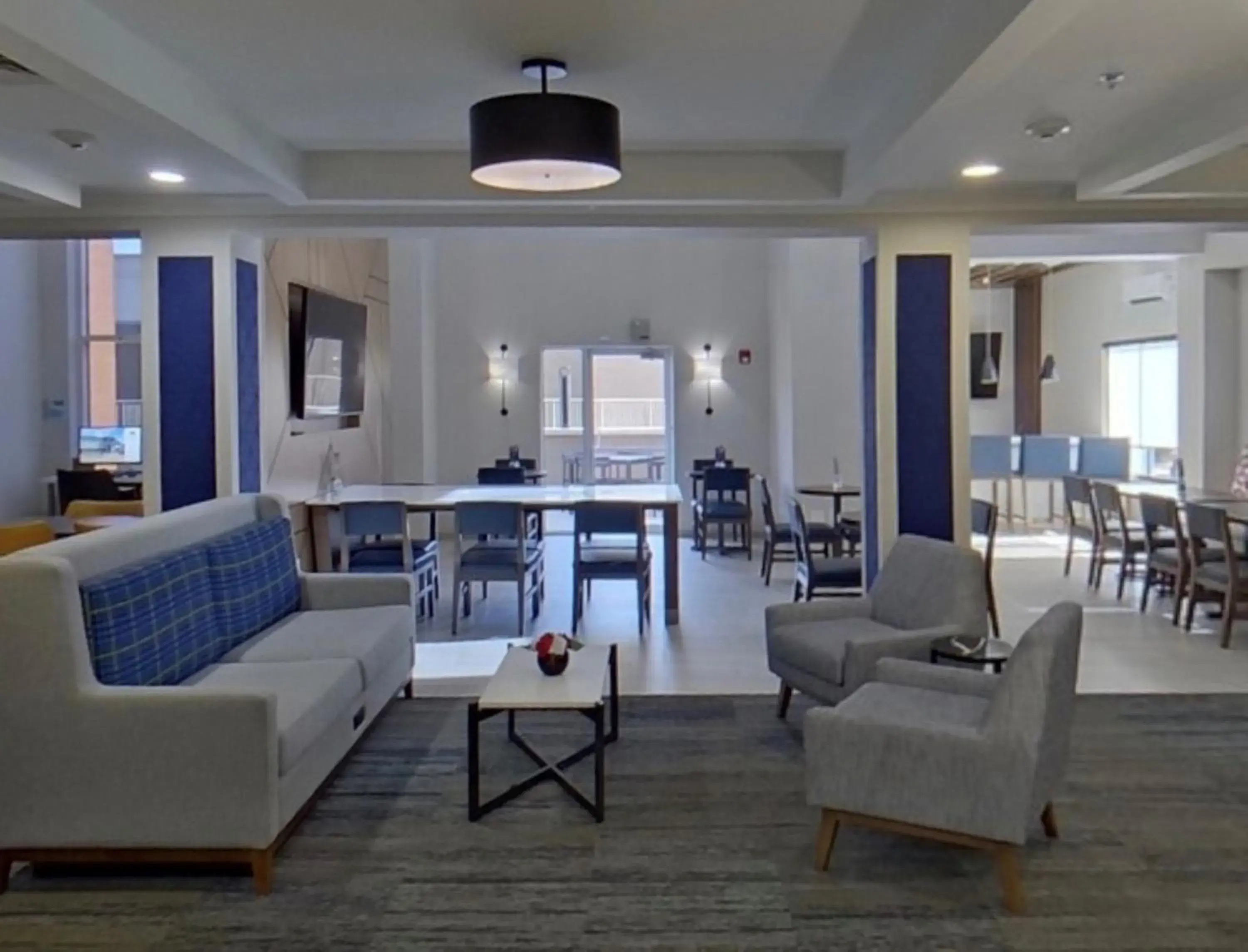 Property building in Holiday Inn Express & Suites - Tuscaloosa-University by IHG Property building in Holiday Inn Express & Suites - Tuscaloosa-University by IHG