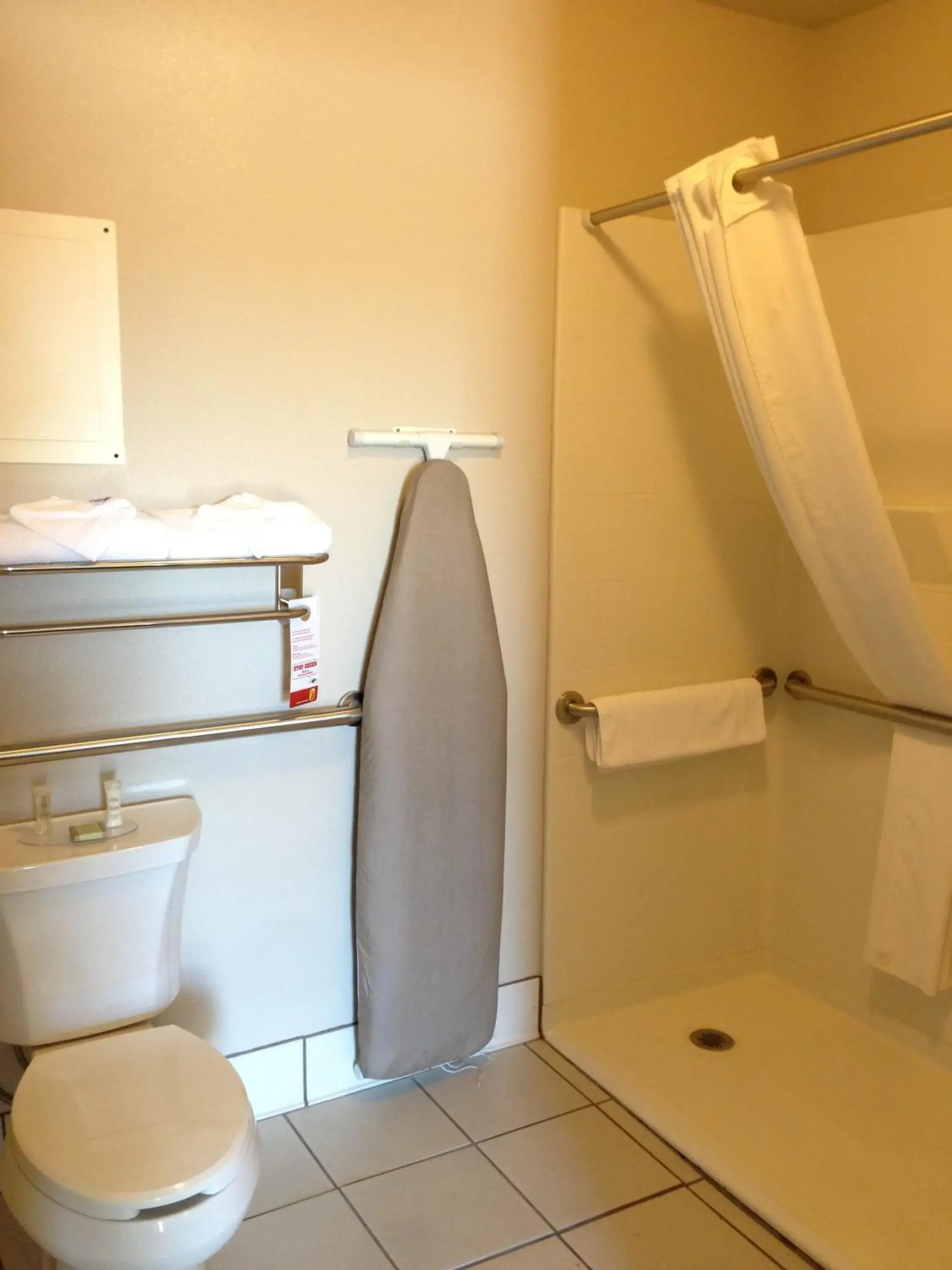 Bathroom in Super 8 by Wyndham Barstow Bathroom in Super 8 by Wyndham Barstow