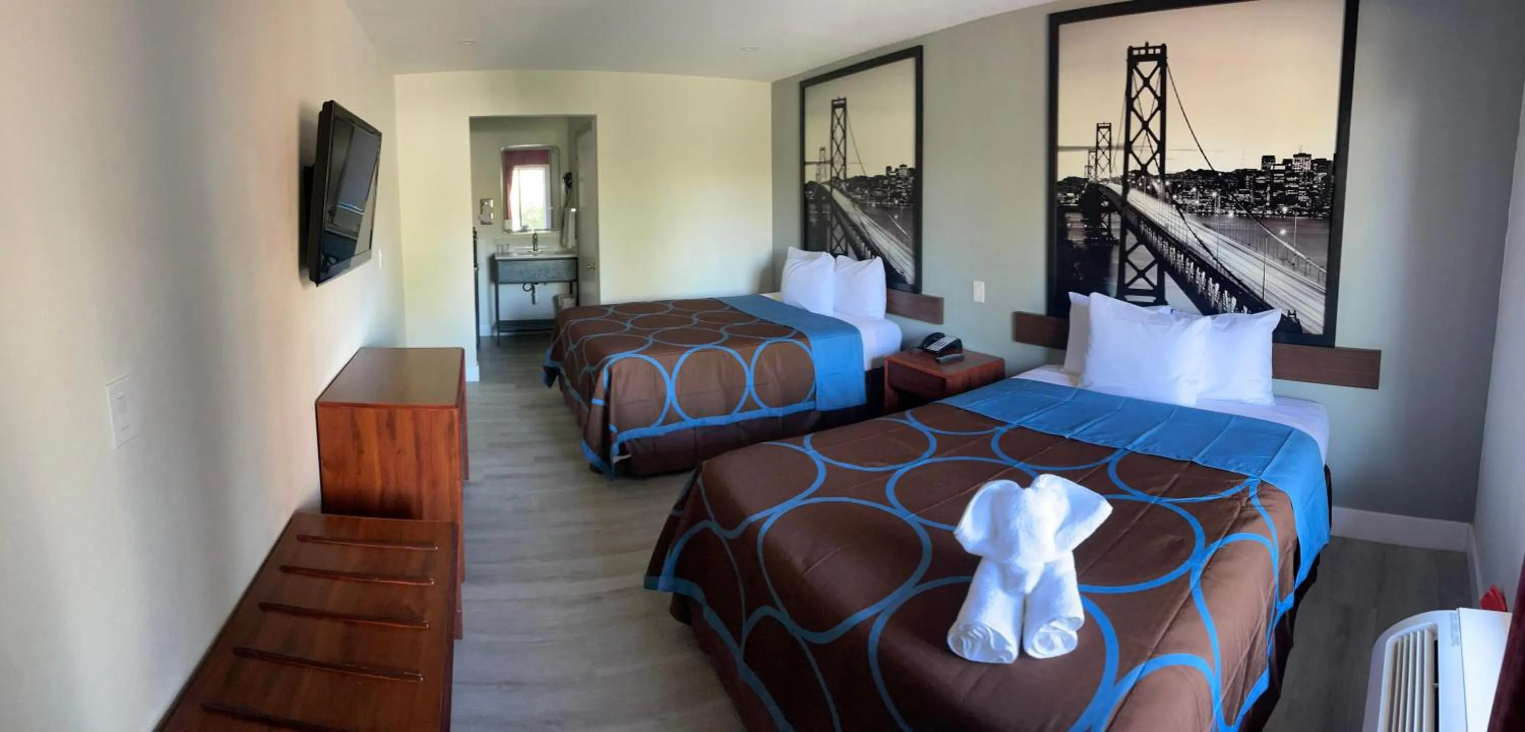 Bed in Super 8 by Wyndham Barstow