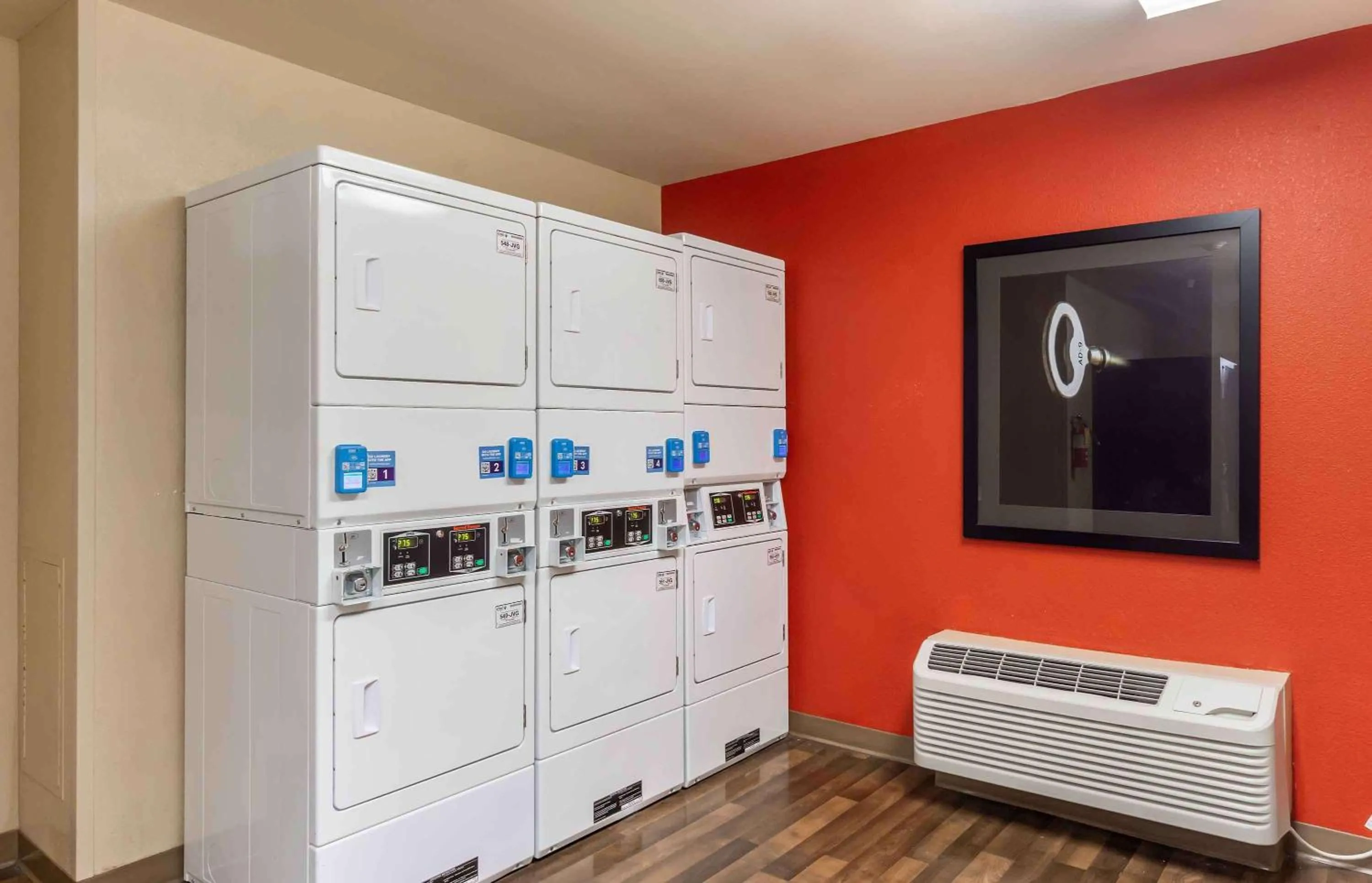 Property building in Extended Stay America Suites - Tacoma - South