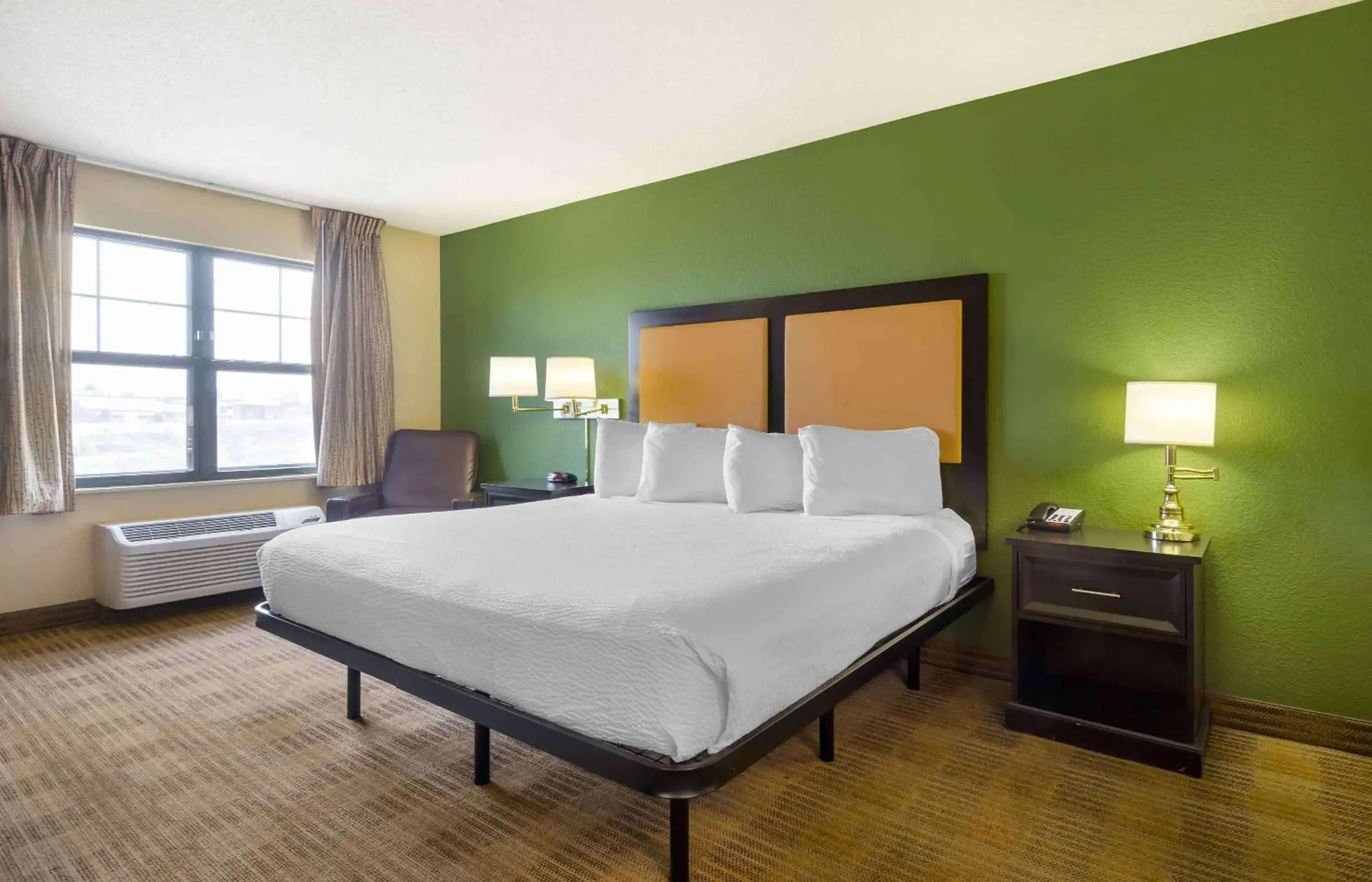 Studio with 1 King Bed - Non-Smoking in Extended Stay America Suites - Tacoma - South Studio with 1 King Bed - Non-Smoking in Extended Stay America Suites - Tacoma - South