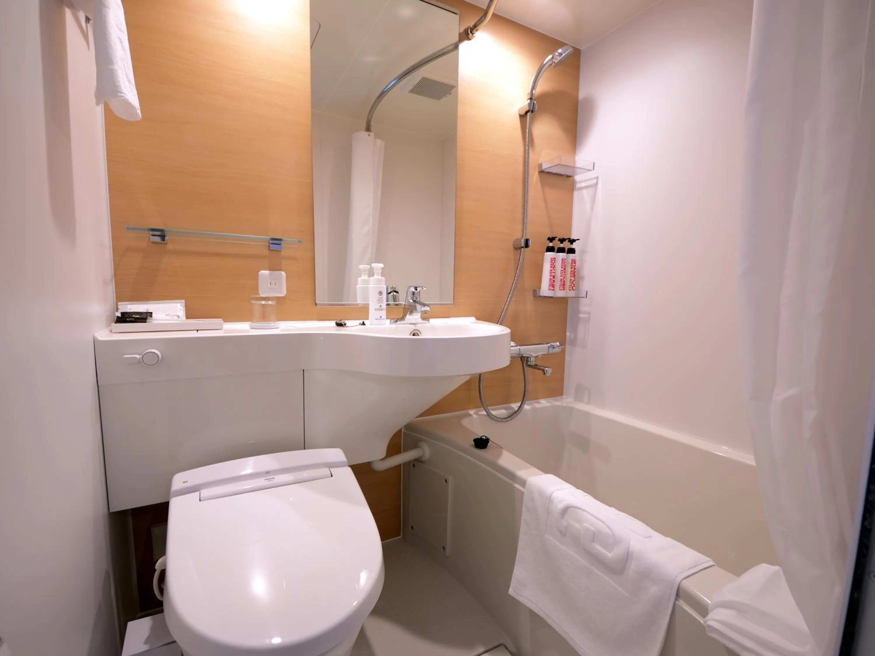 Bathroom in Green Rich Hotel Tottori Ekimae (Artificial hot spring Futamata Yunohana)