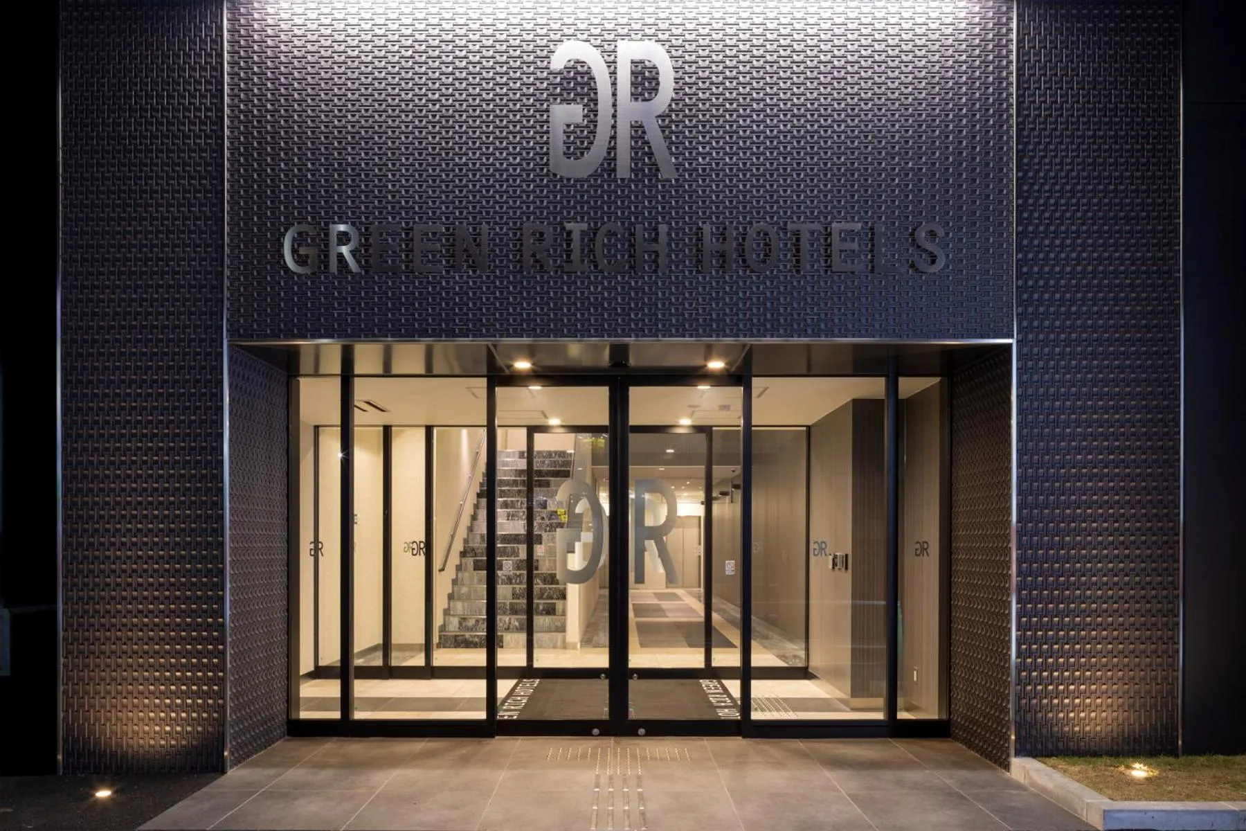 Facade/entrance in Green Rich Hotel Tottori Ekimae (Artificial hot spring Futamata Yunohana)