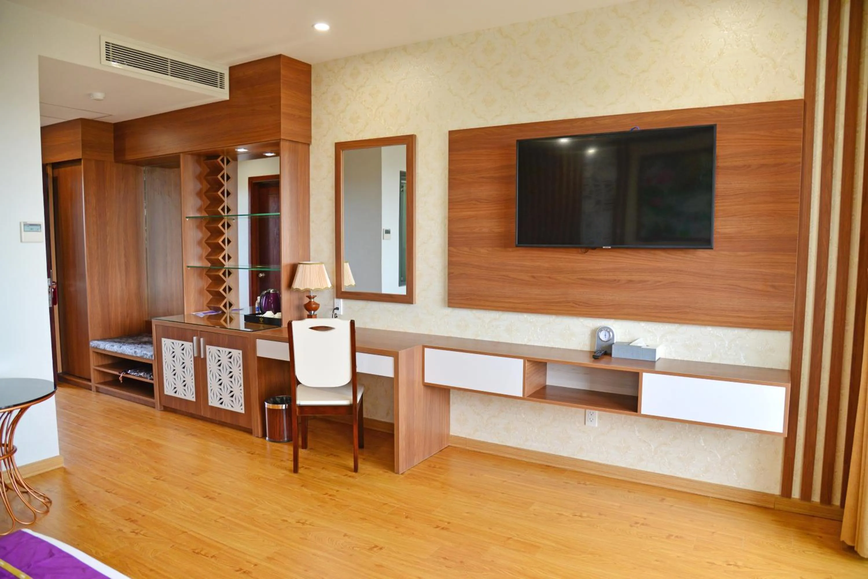 Seating area in Con Khuong Resort Can Tho