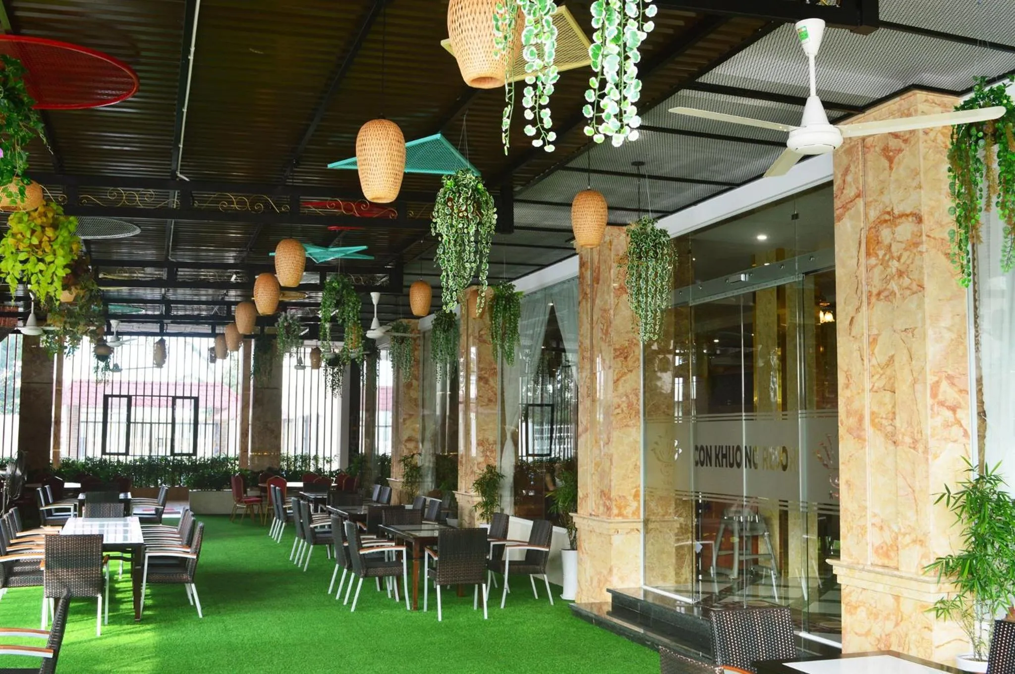 Restaurant/places to eat in Con Khuong Resort Can Tho