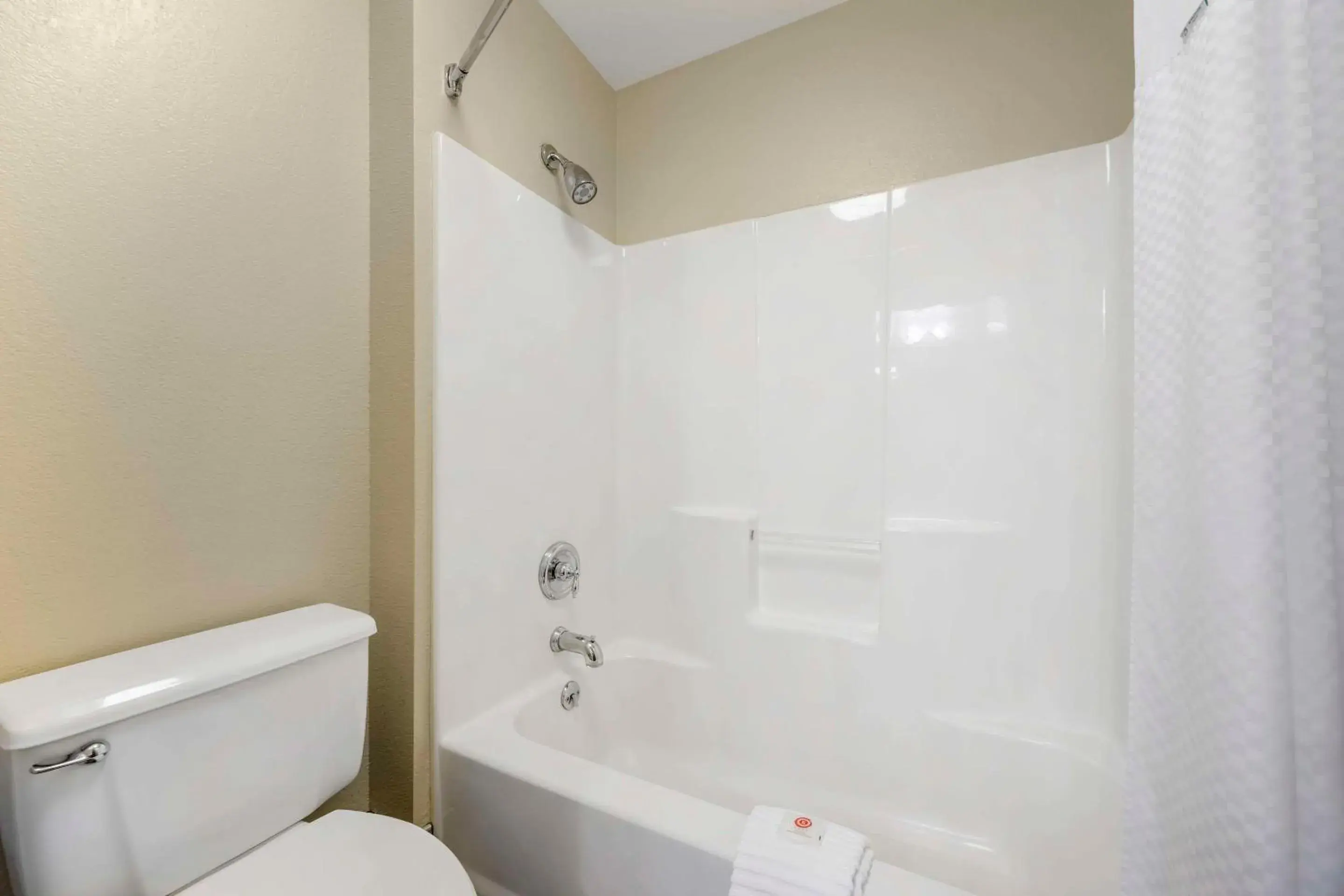 Bedroom in Comfort Inn South - Springfield Bedroom in Comfort Inn South - Springfield