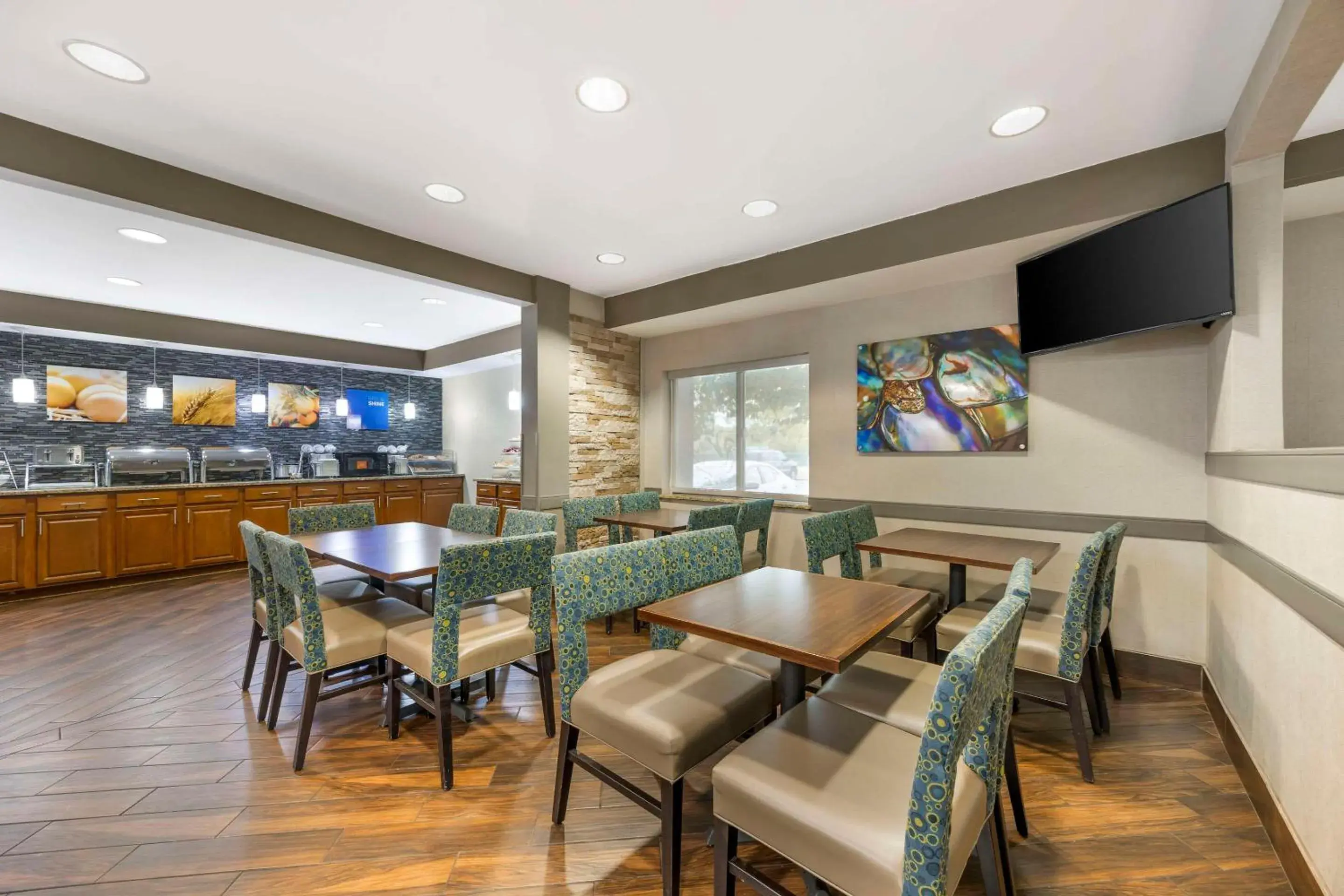 Breakfast in Comfort Inn South - Springfield Breakfast in Comfort Inn South - Springfield