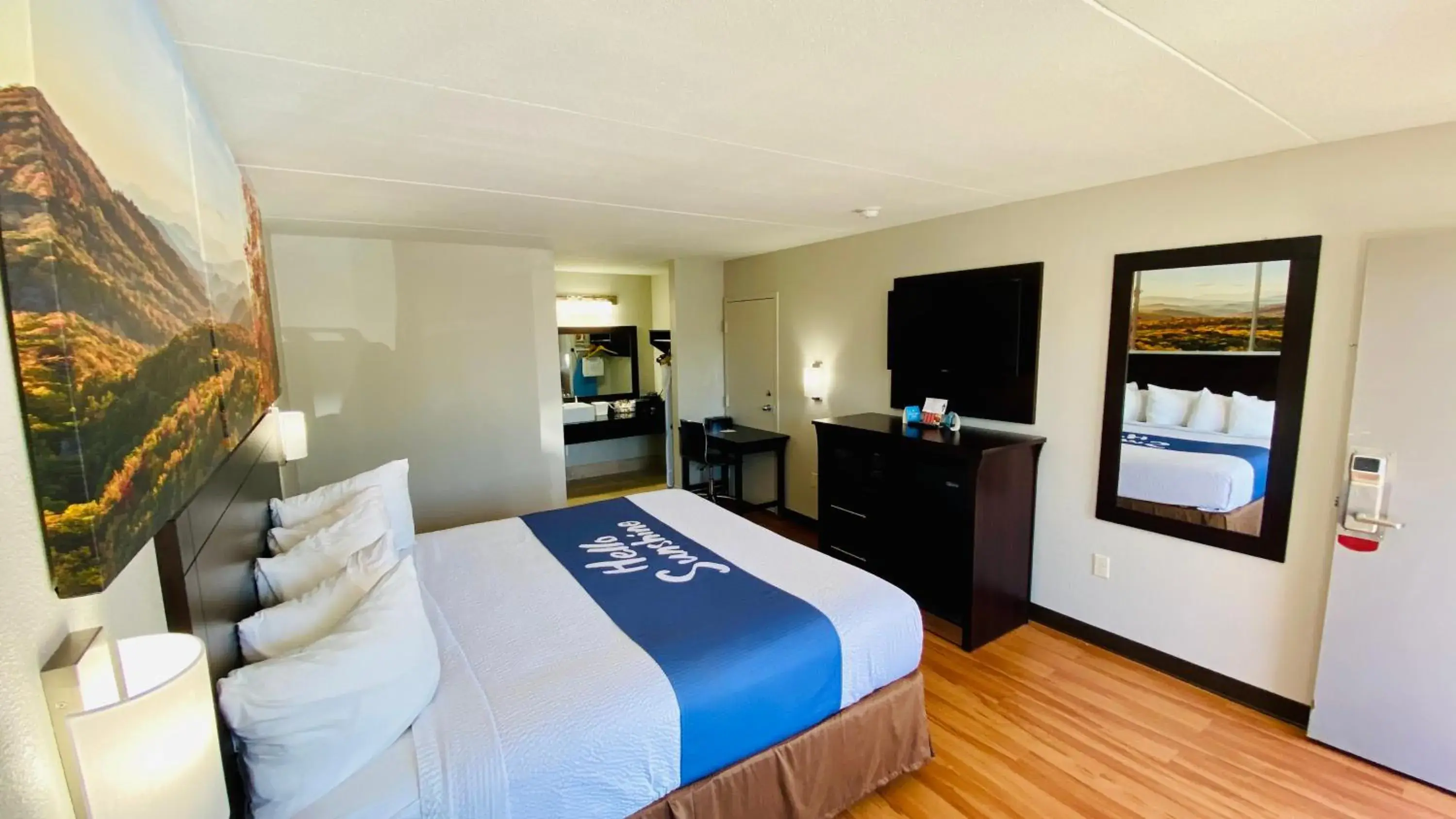 King Room - Smoking in Days Inn by Wyndham Maysville Kentucky King Room - Smoking in Days Inn by Wyndham Maysville Kentucky