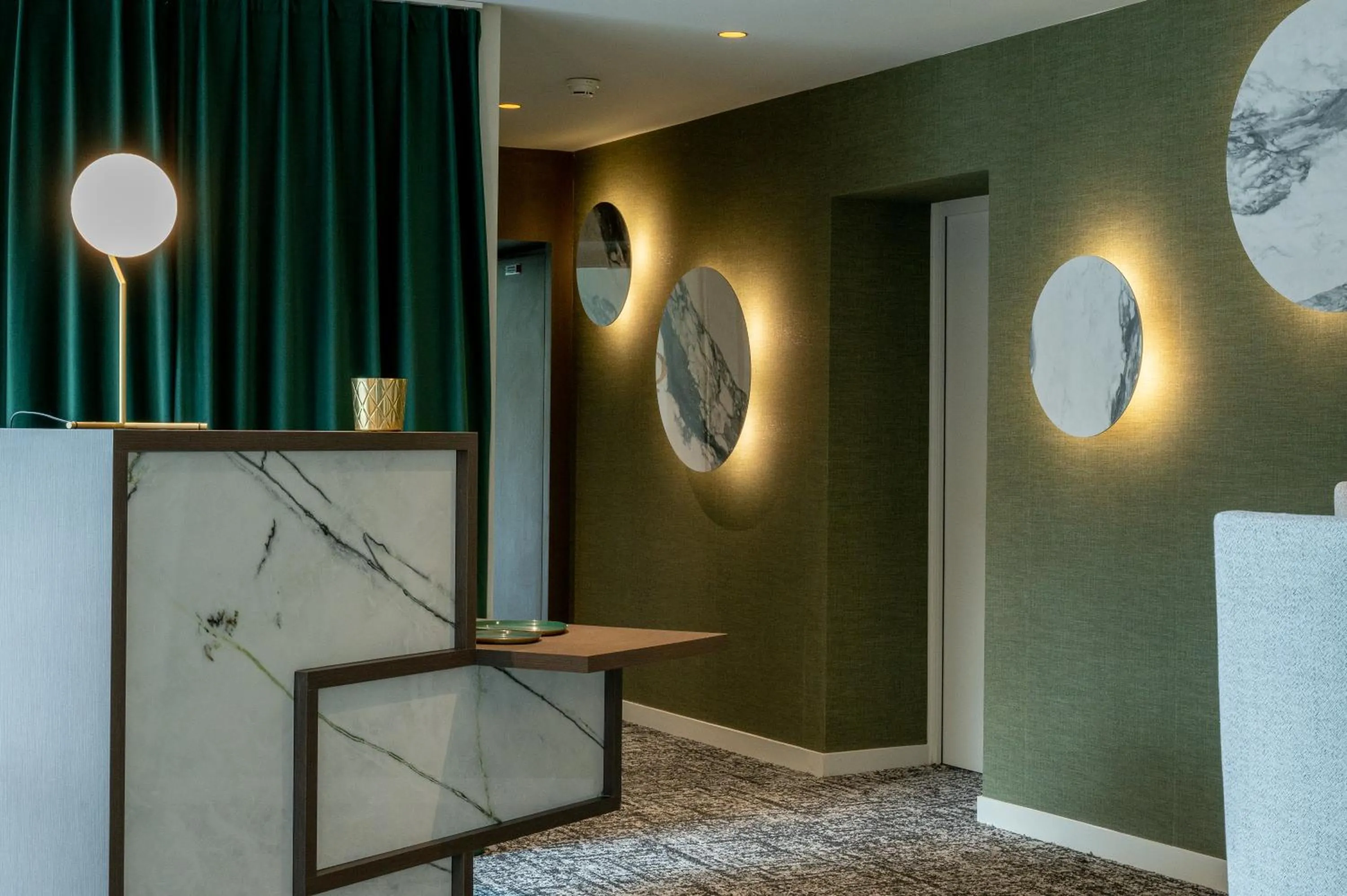 Lobby or reception in Domaine la Charpinière, The Originals Collection