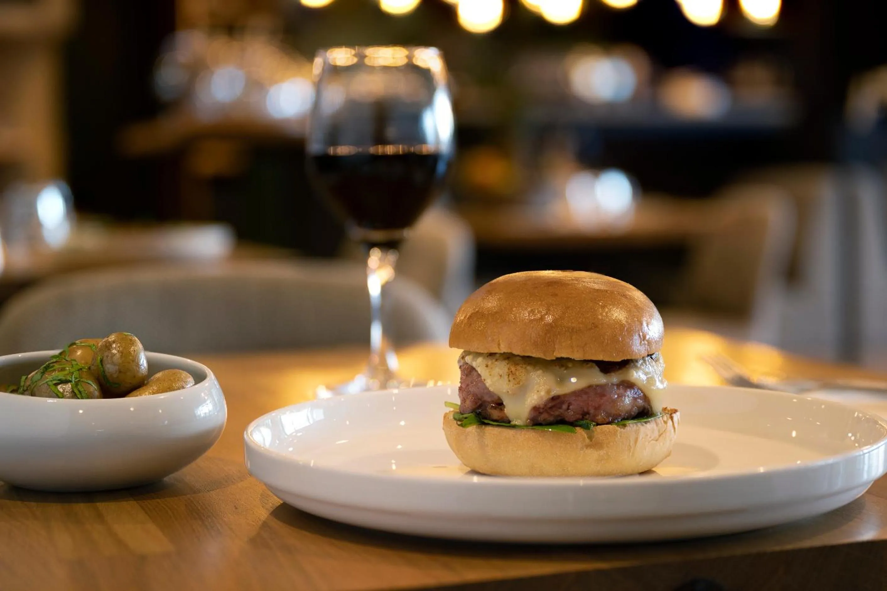 Food and drinks in Domaine la Charpinière, The Originals Collection