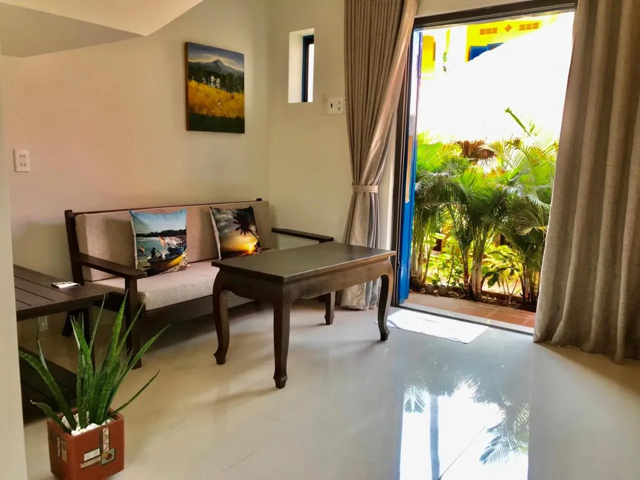 Decorative detail in MiNhon Hotel Muine