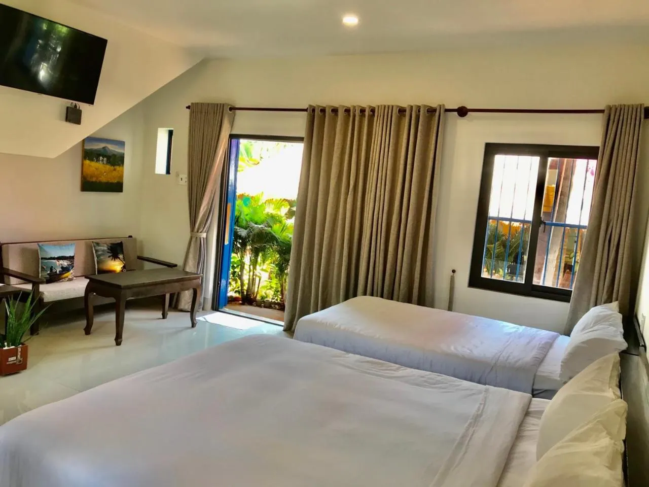 Bed in MiNhon Hotel Muine