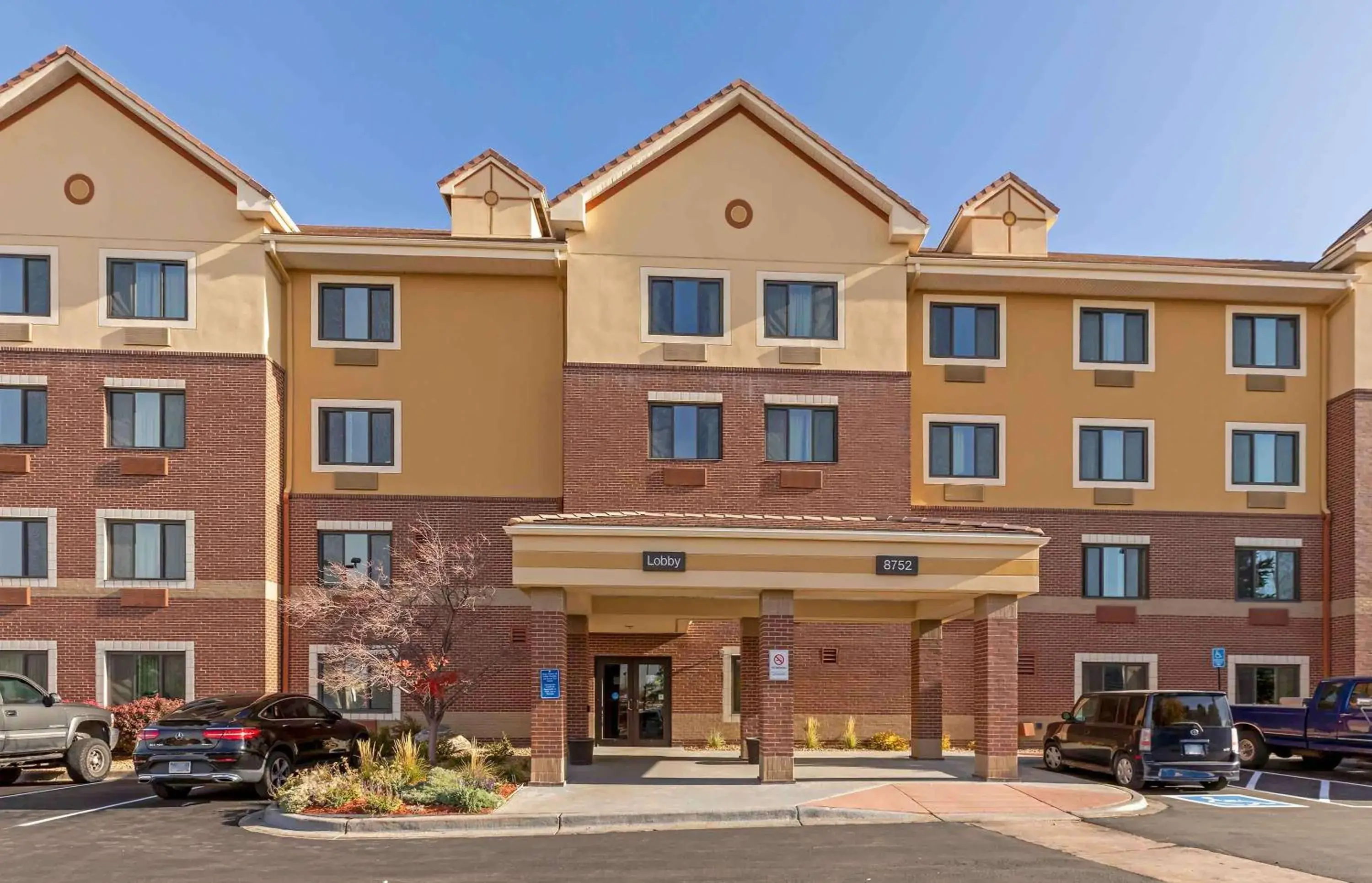 Property building in Extended Stay America Suites - Denver - Park Meadows Property building in Extended Stay America Suites - Denver - Park Meadows