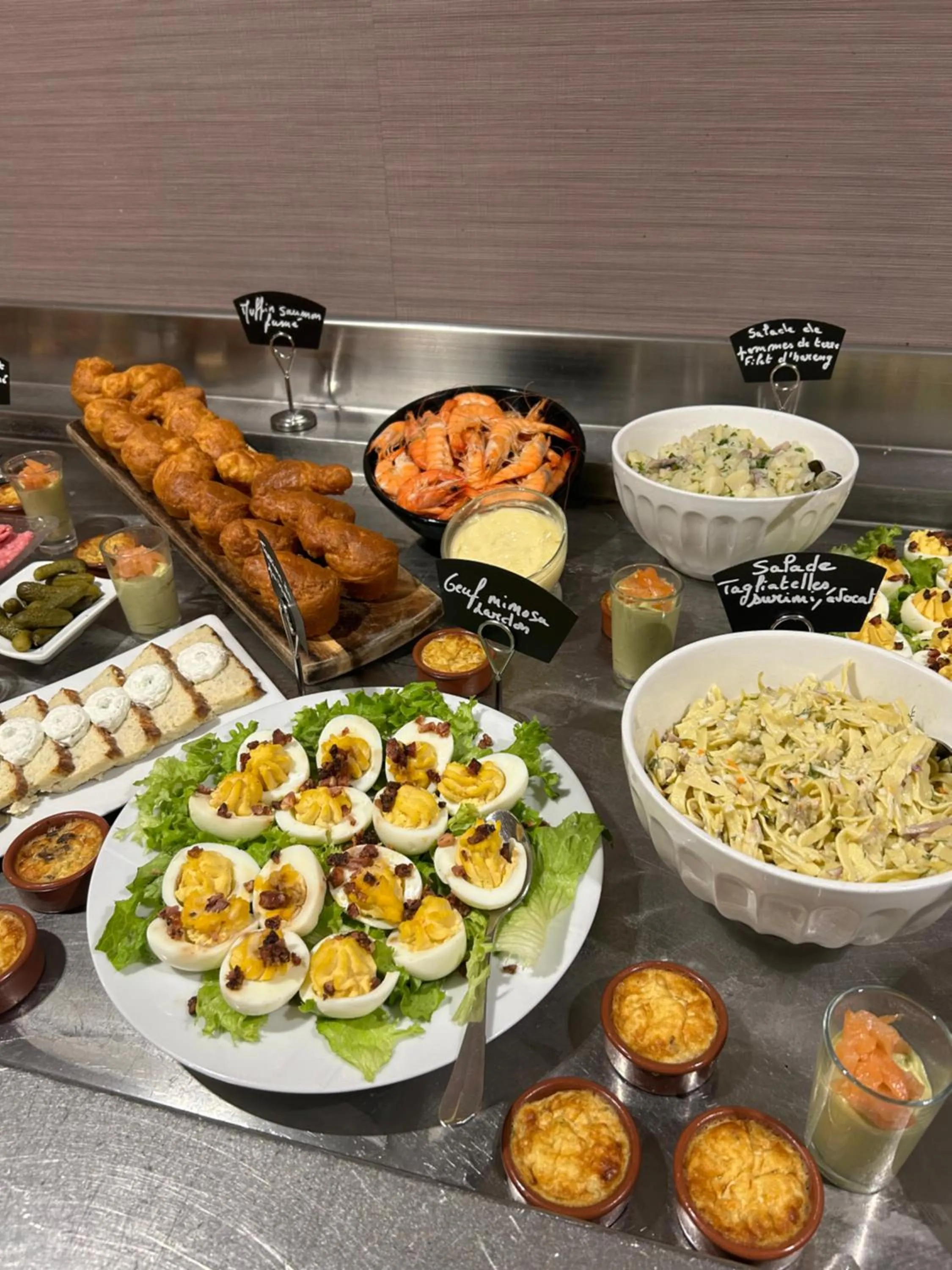 Restaurant/places to eat in Logis Hôtel-Restaurant Les Loges