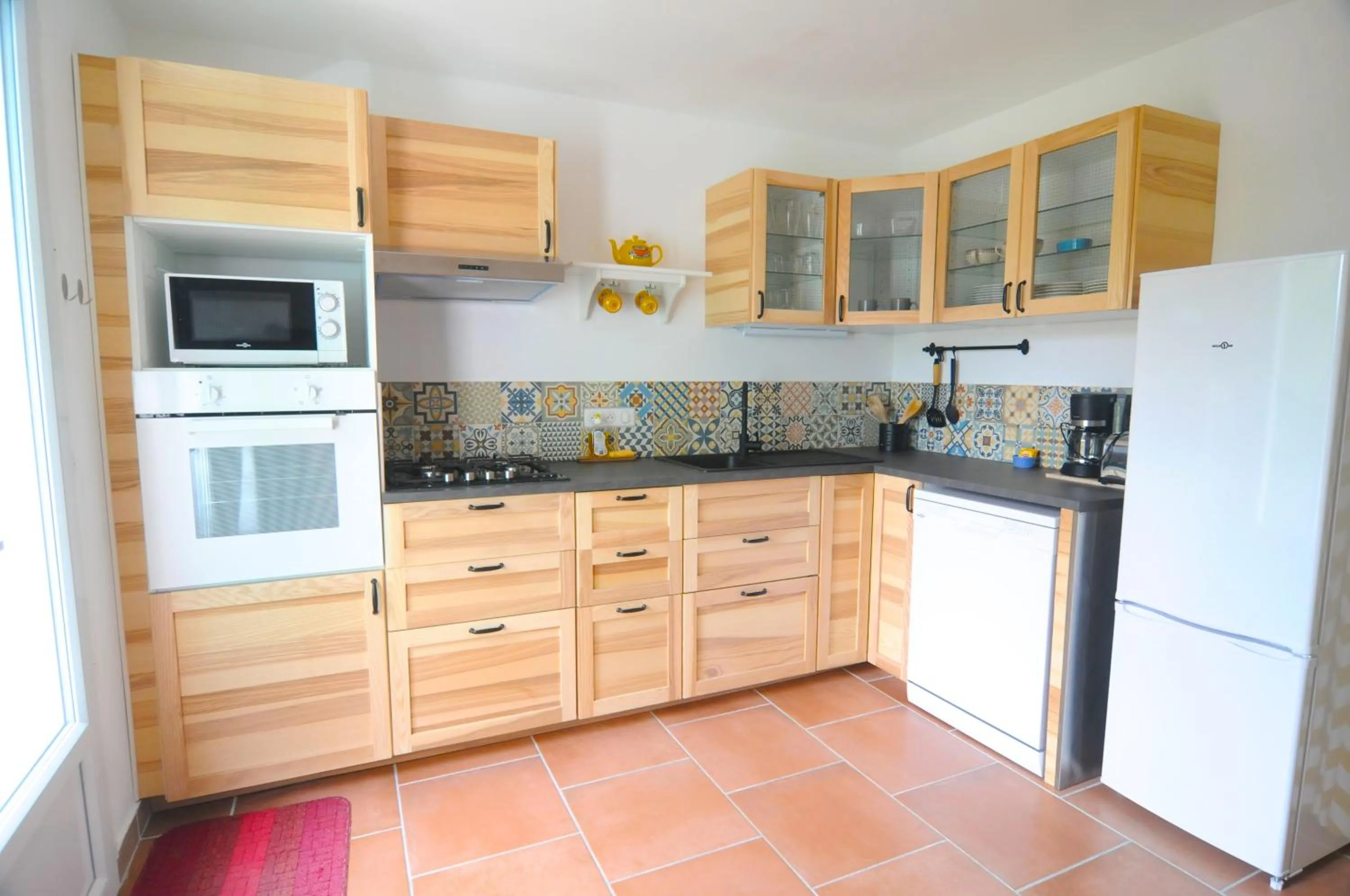 Kitchen or kitchenette in Mas Le Pont des Aubes