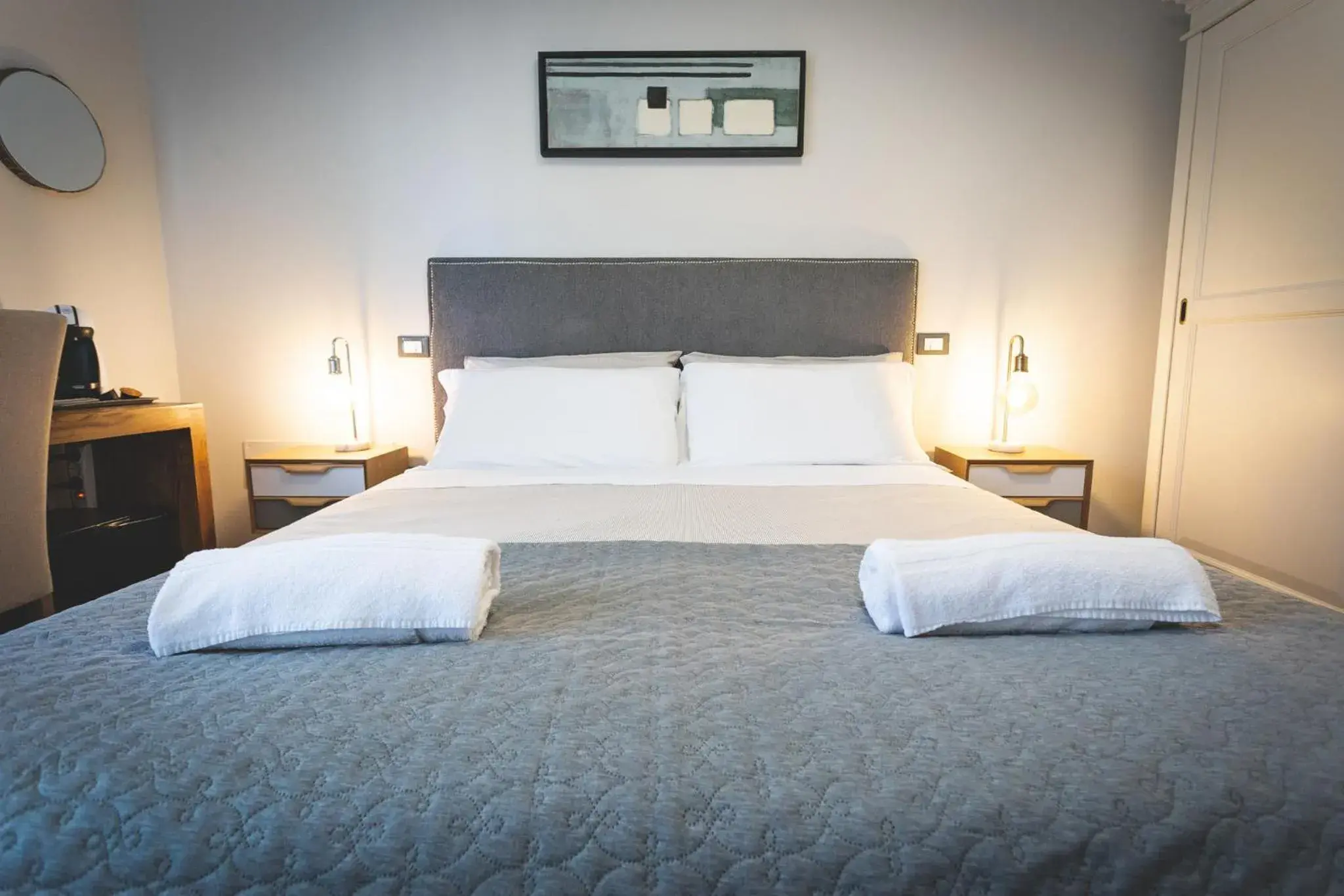 Small Double or Twin Room in Piazza Duomo Deluxe Small Double or Twin Room in Piazza Duomo Deluxe