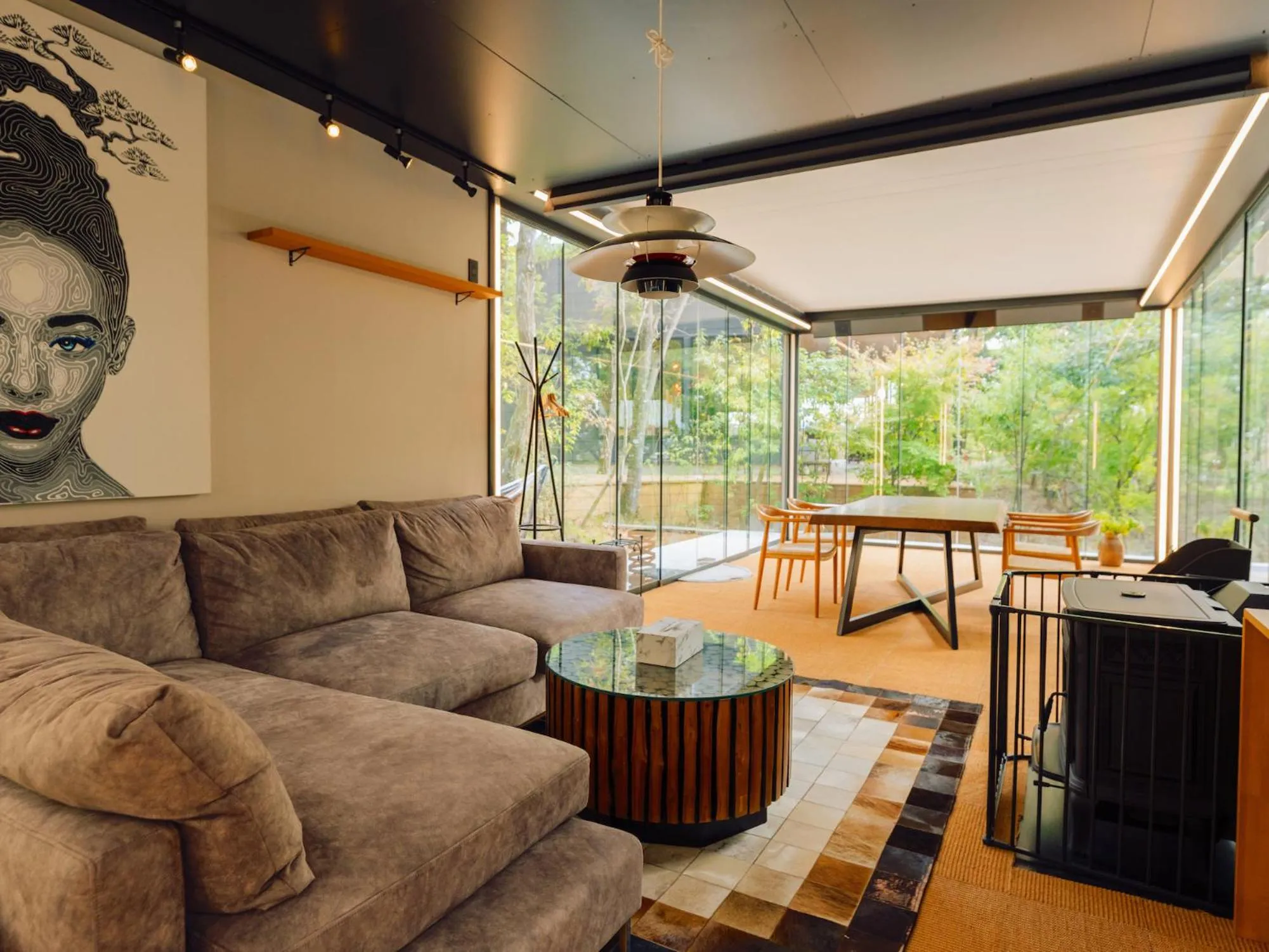 Living room in Yufuin Glamping COMOREBI