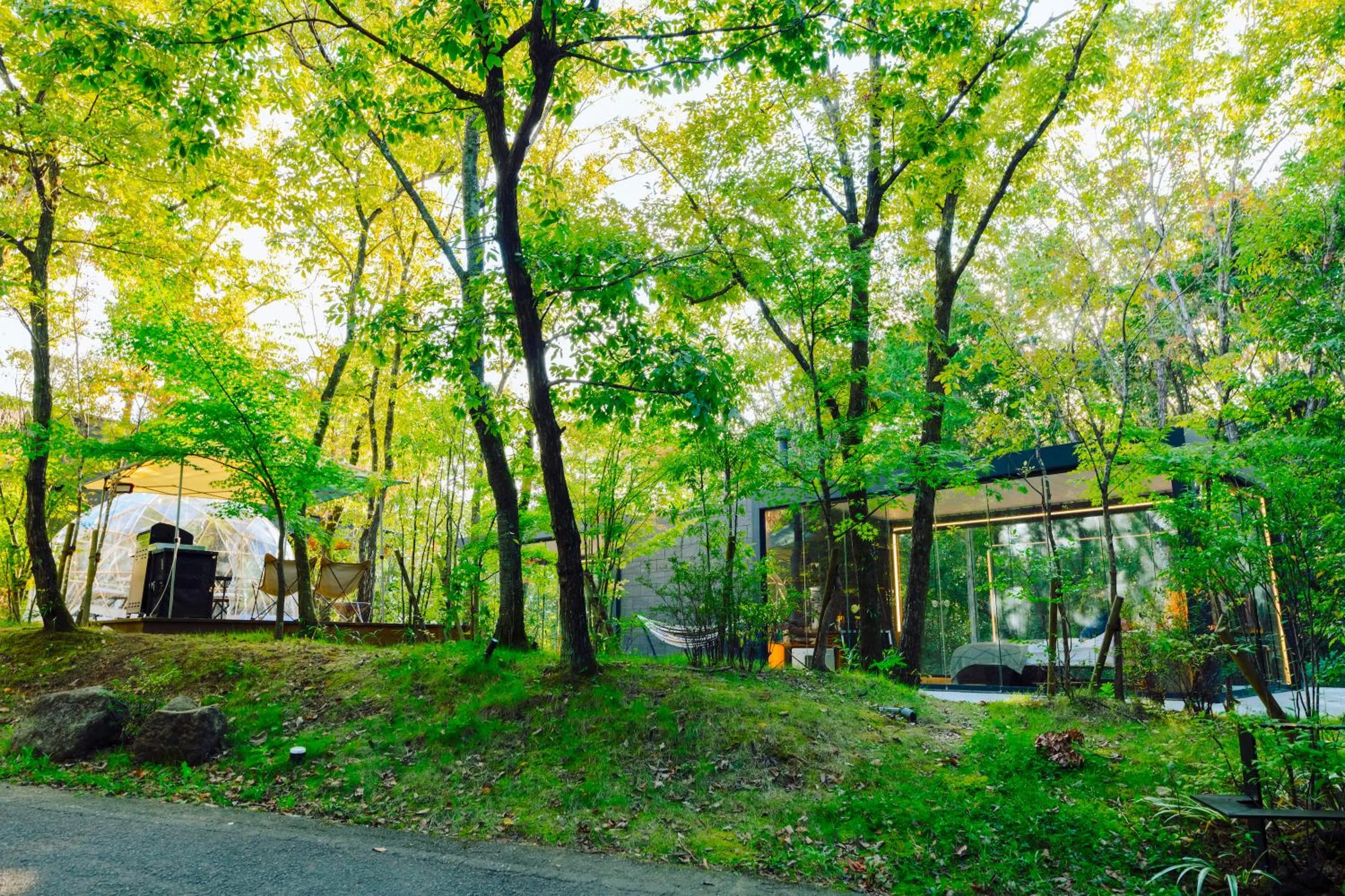 Property building in Yufuin Glamping COMOREBI