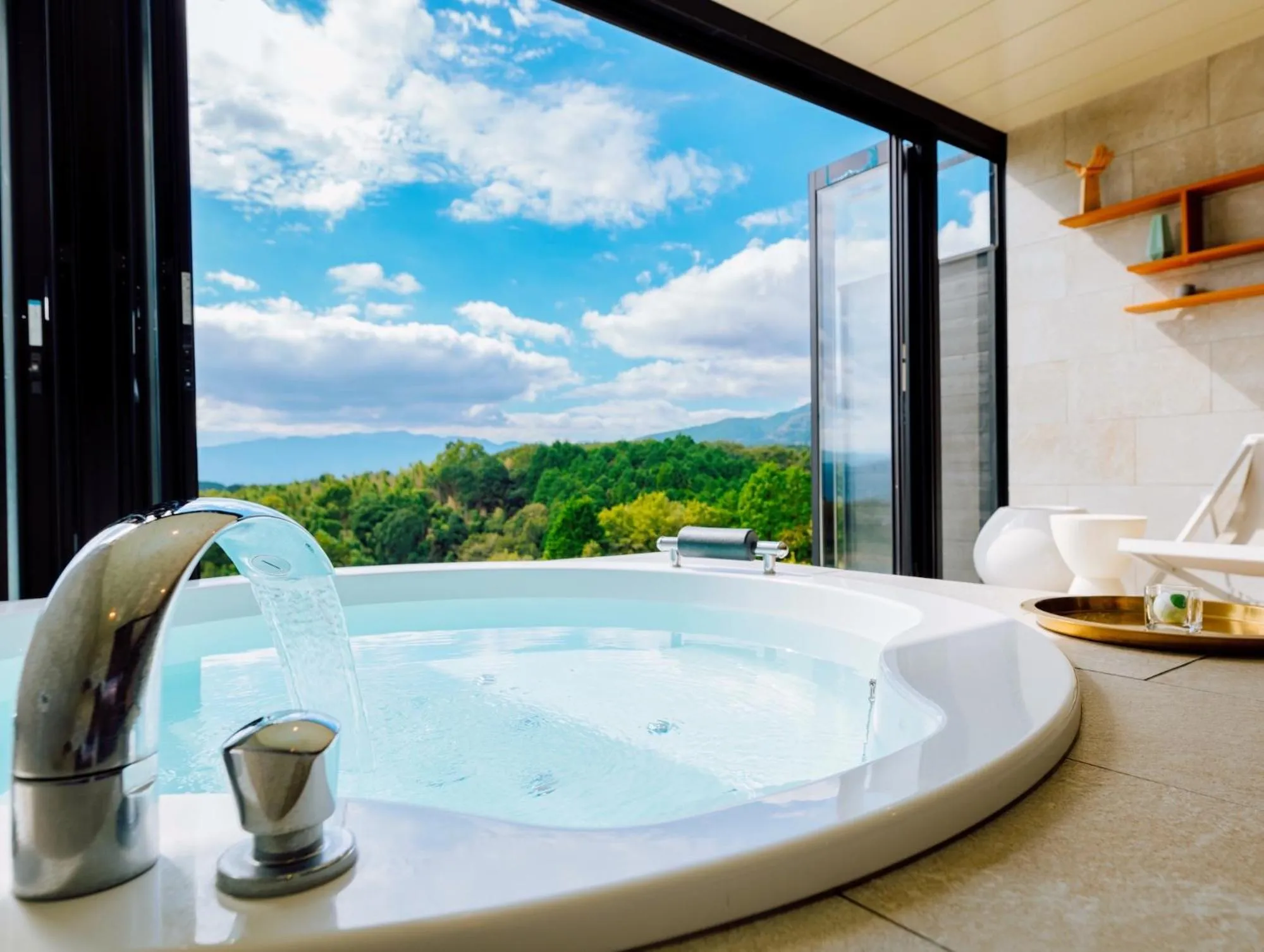 Bathroom in Yufuin Glamping COMOREBI
