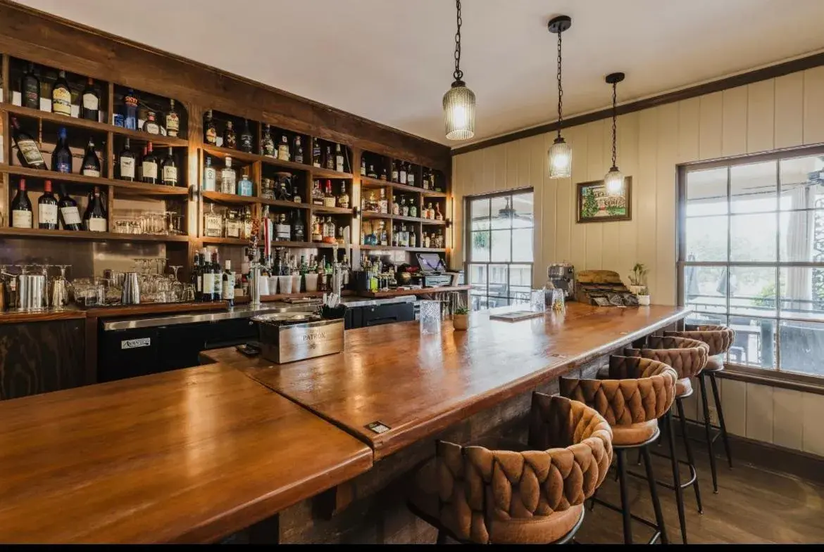 Lounge or bar in Merry Acres Inn Lounge or bar in Merry Acres Inn