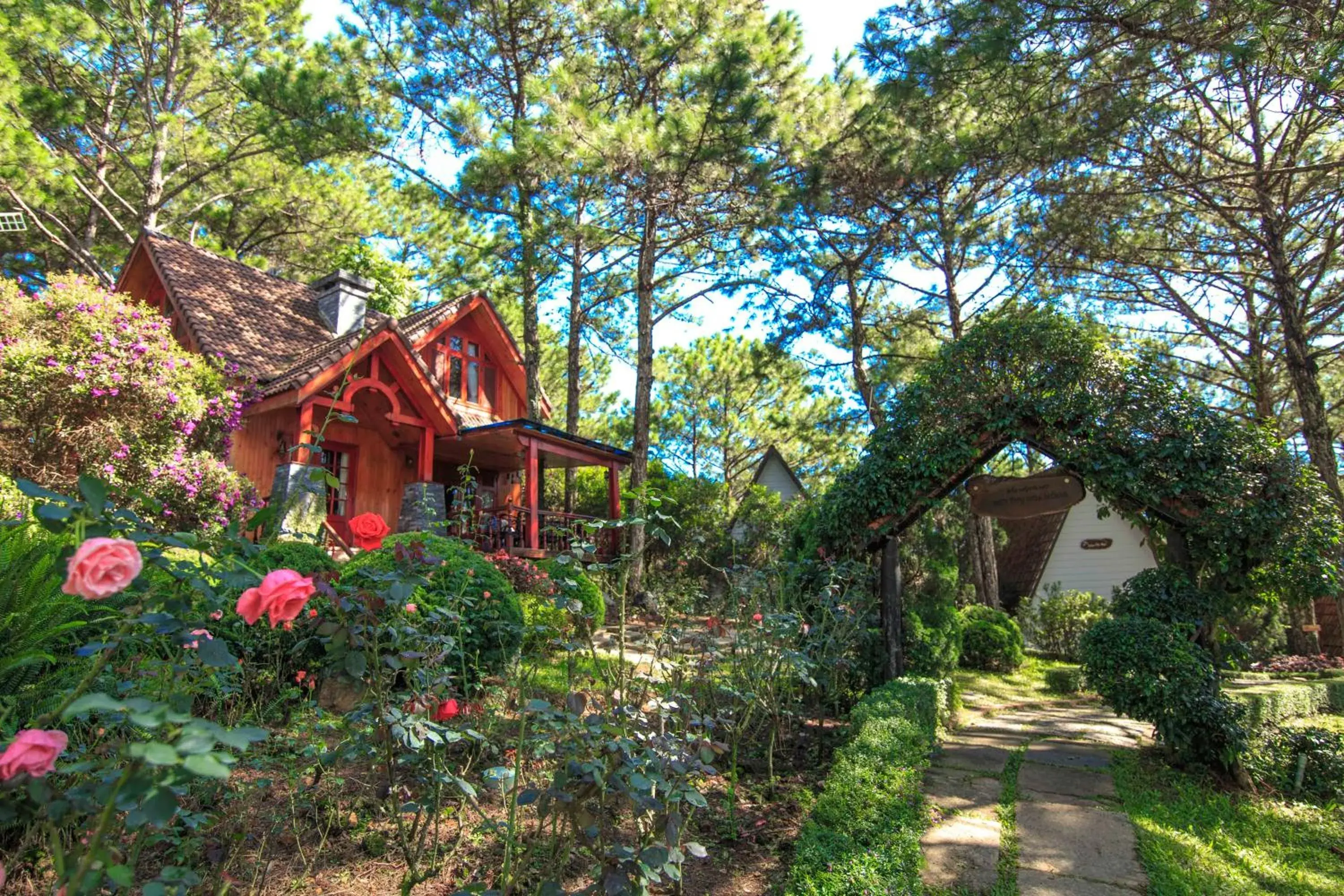 Restaurant/places to eat in TTC Dreamy Hill Resort - Unlimited Access to TTC World - Thung Lung Tinh Yeu Restaurant/places to eat in TTC Dreamy Hill Resort - Unlimited Access to TTC World - Thung Lung Tinh Yeu