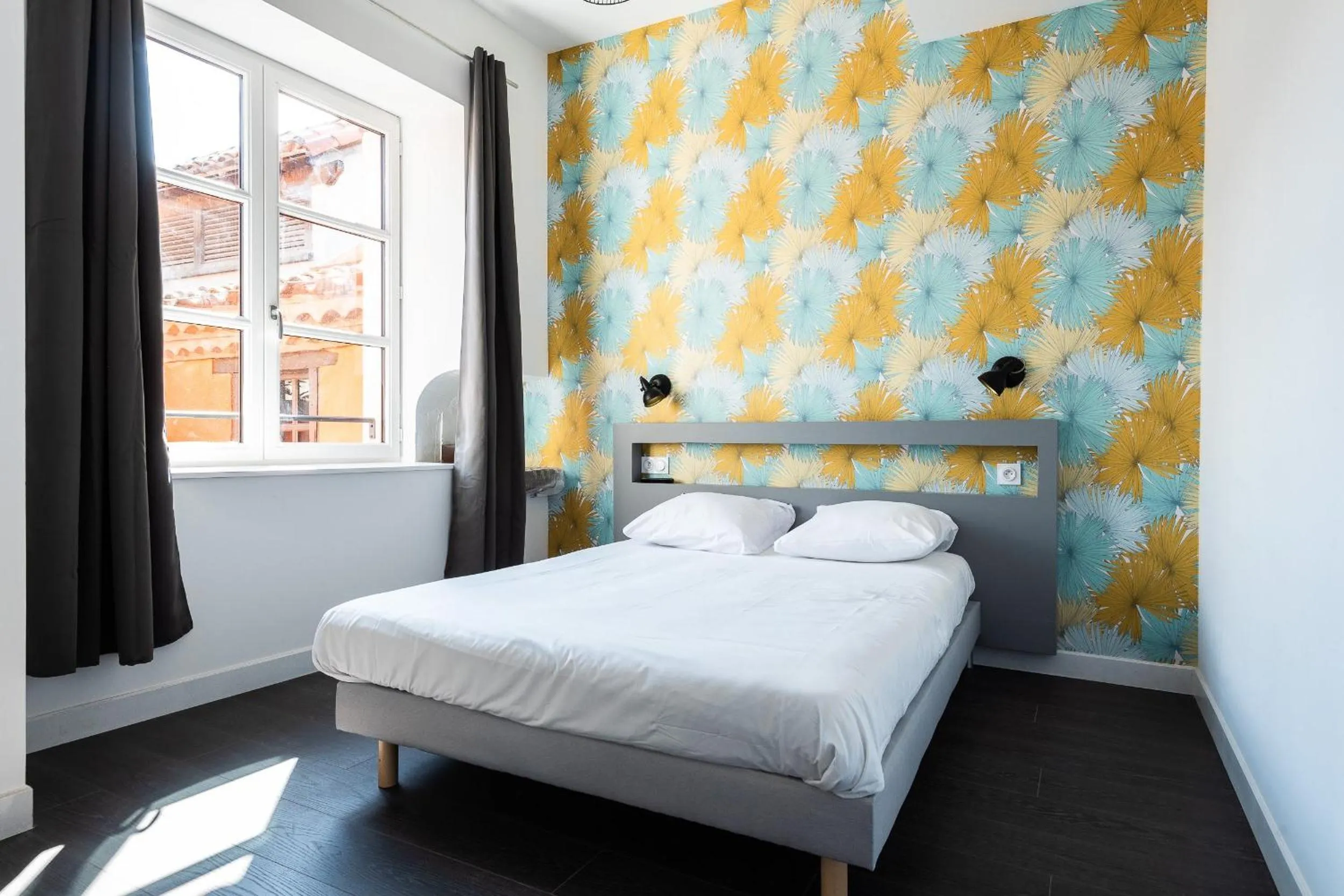 Bedroom, Bed in Le Couvent - Hostel