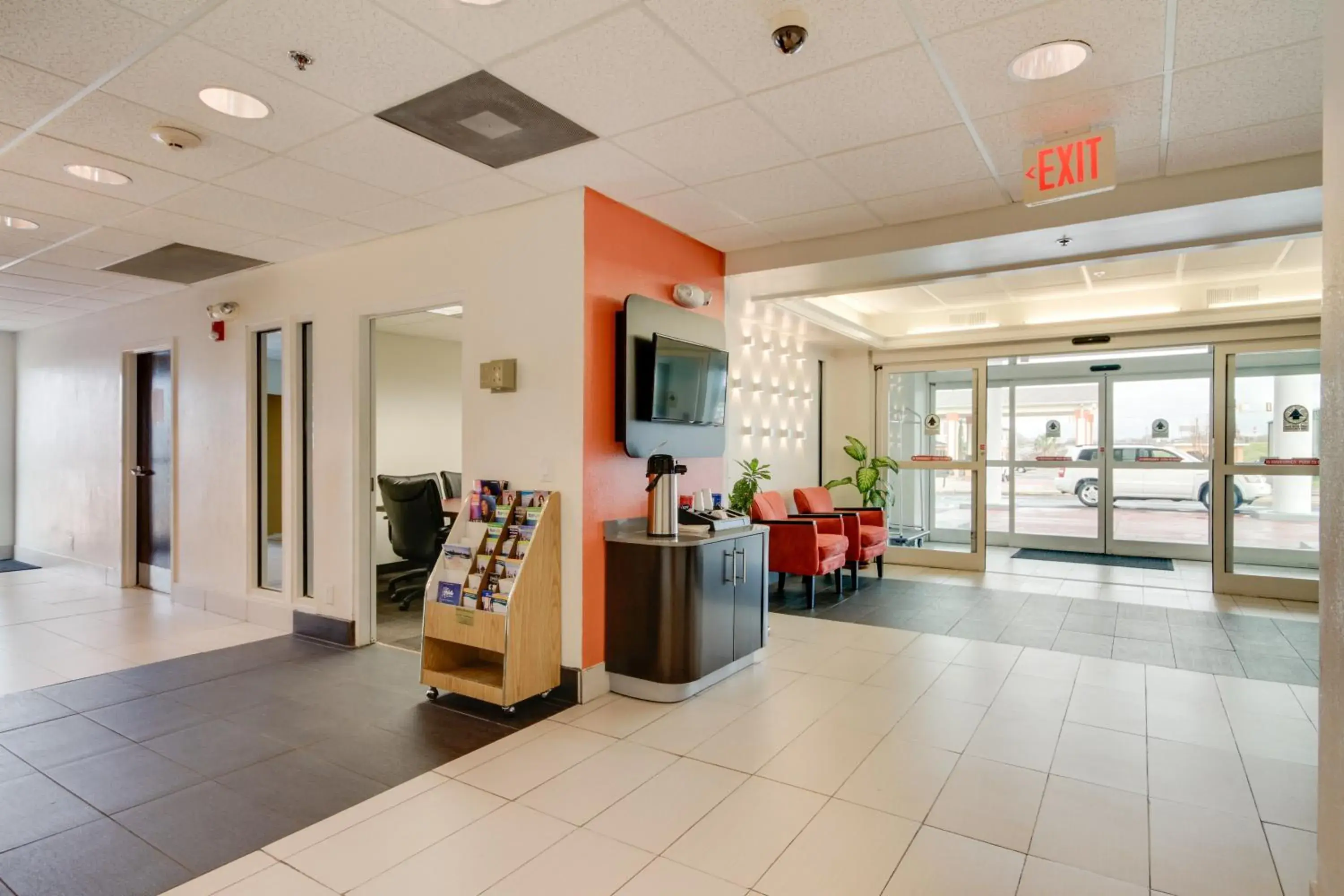 Lobby or reception in Motel 6-Corsicana, TX Lobby or reception in Motel 6-Corsicana, TX