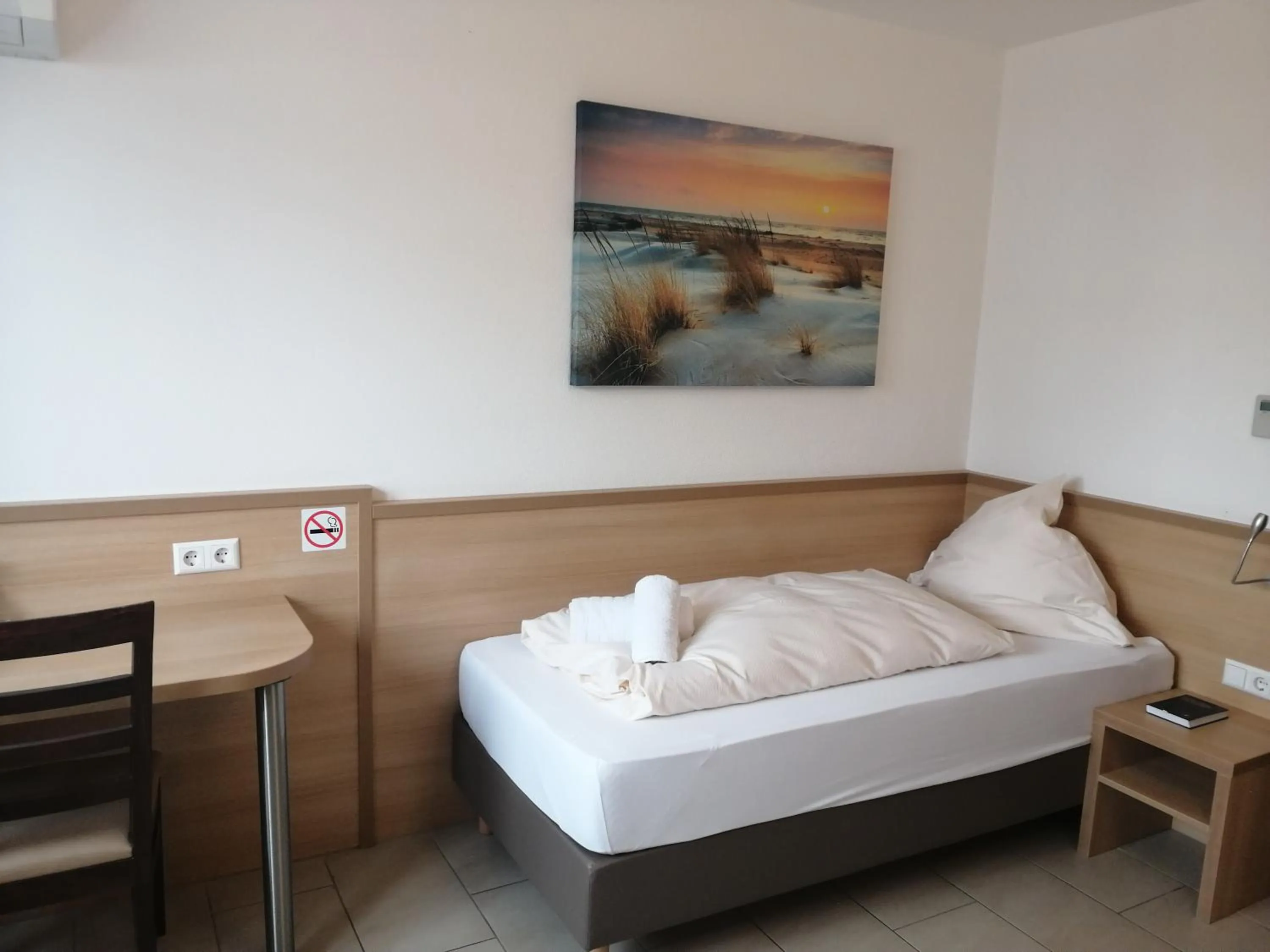 Bedroom, Bed in Hotel-Restaurant Zum Bäumle