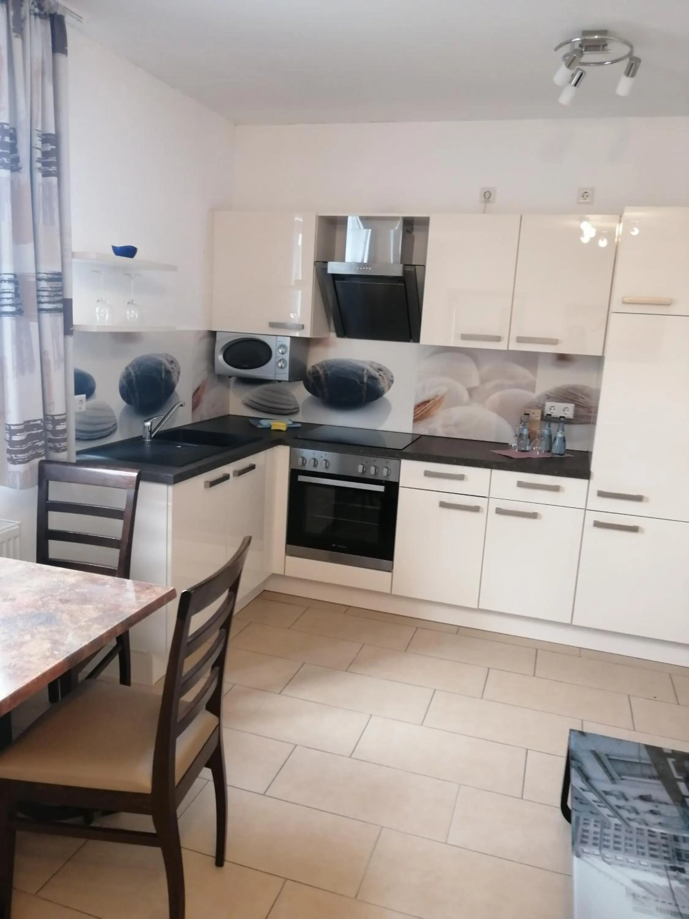 Kitchen or kitchenette in Hotel-Restaurant Zum Bäumle