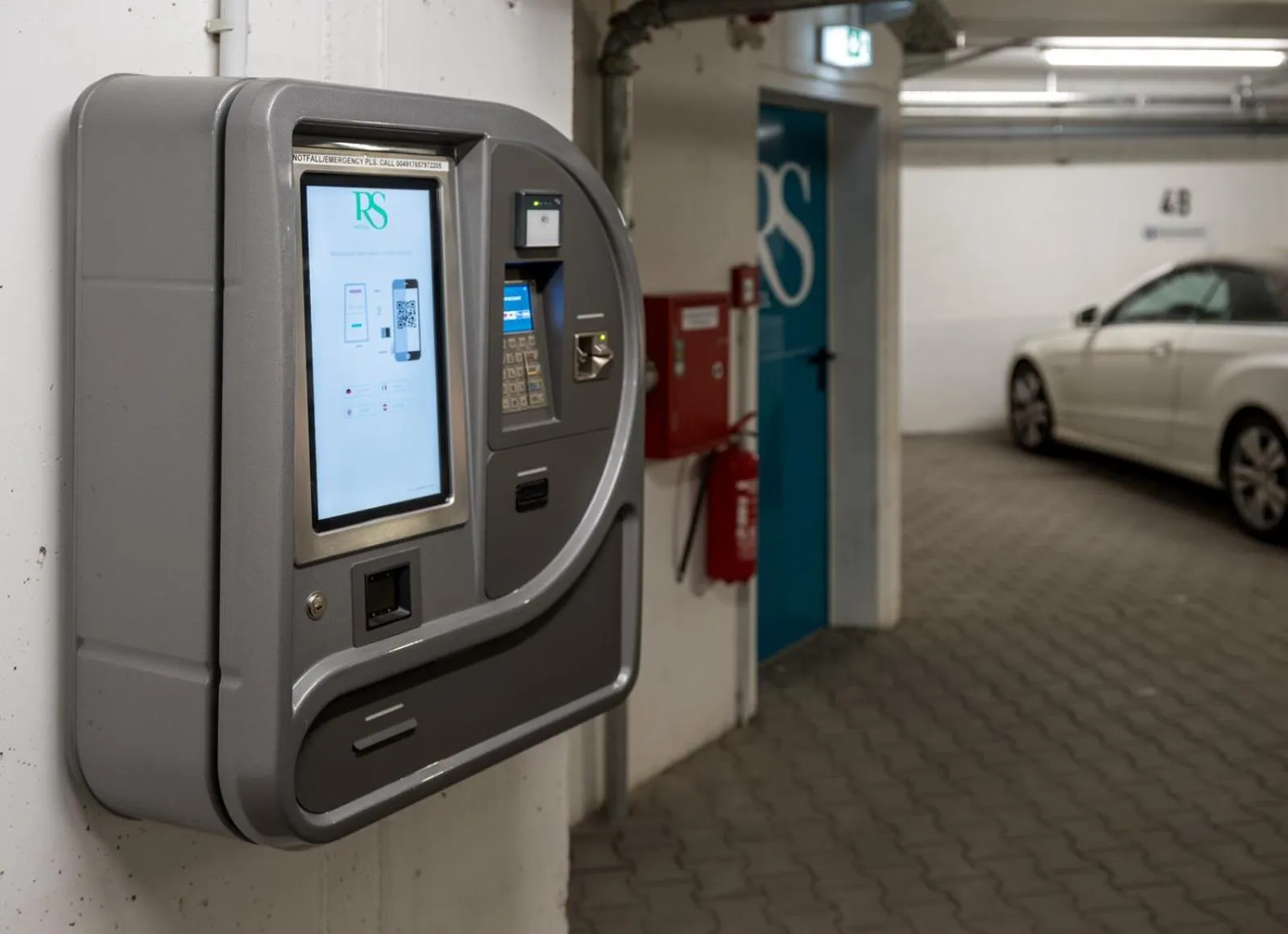 Facade/entrance in RS-HOTEL - smart & modern Hotel Apartments