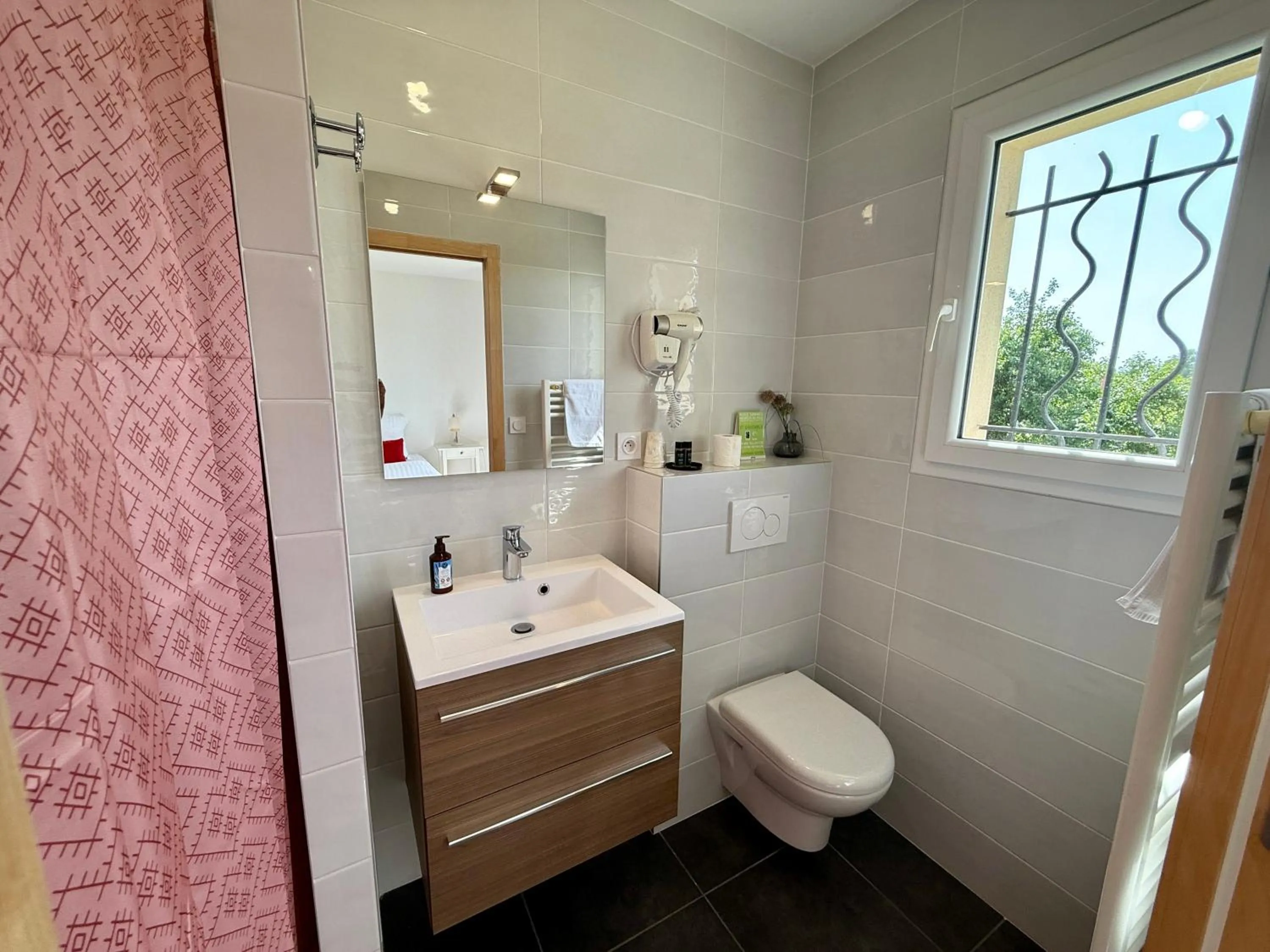 Bathroom in Chambres d'hôtes Grange Debout